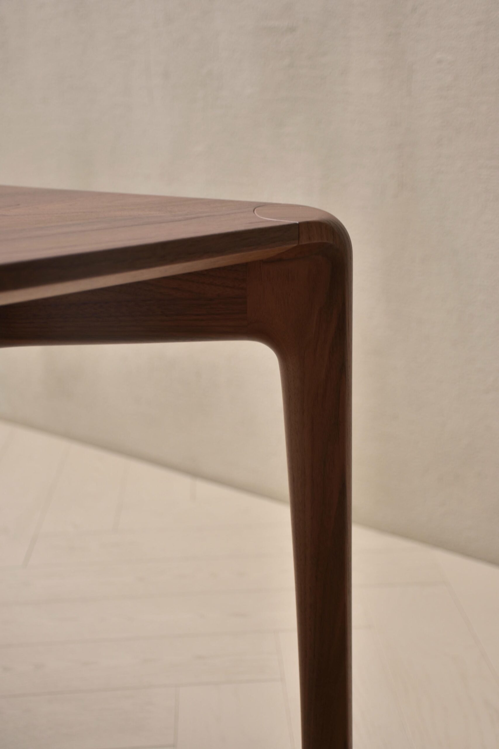 Kingston Dining Table by Daniel Poole 5