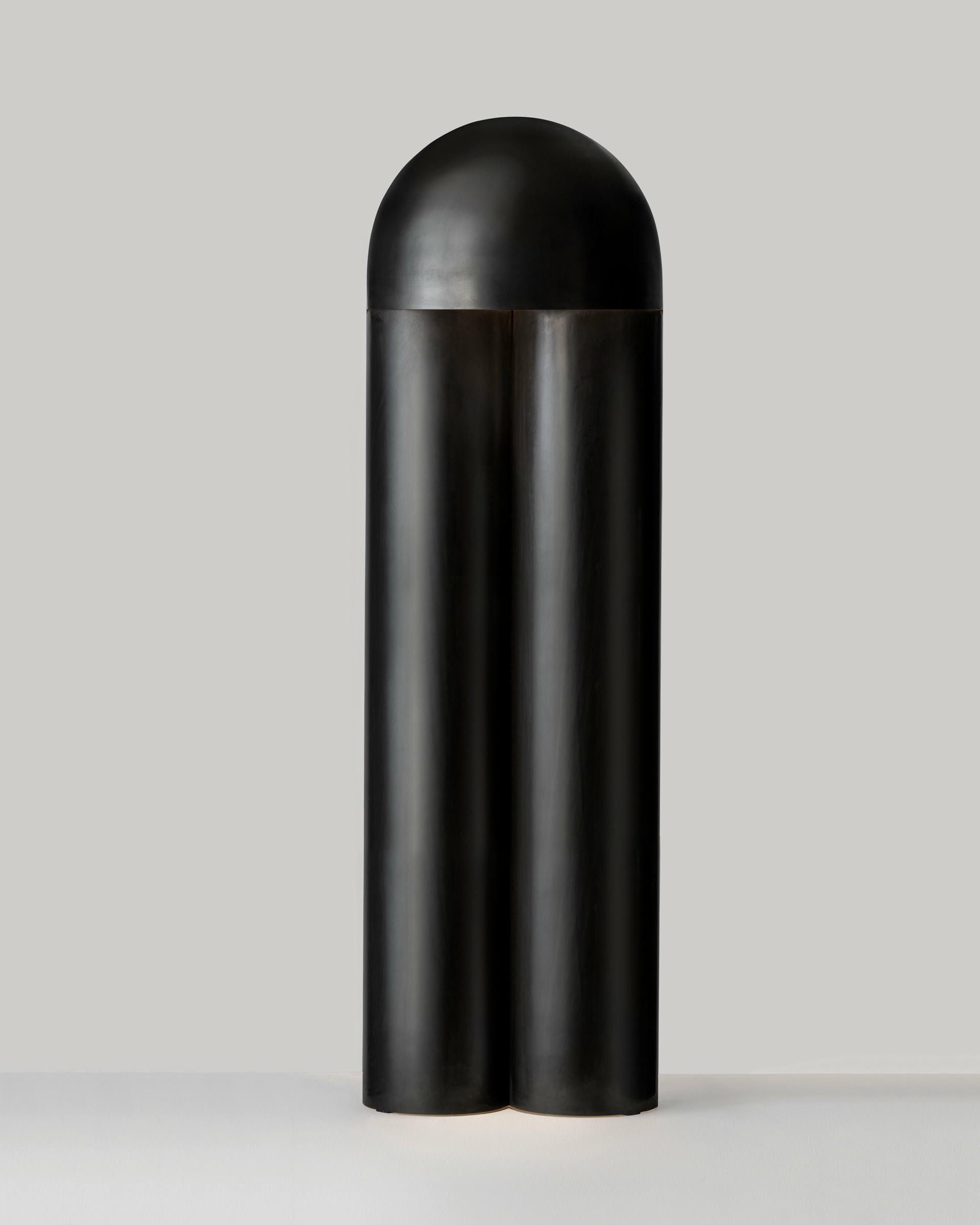 Large Monolith Brass Sculpted Table Lamp by Paul Matter 15
