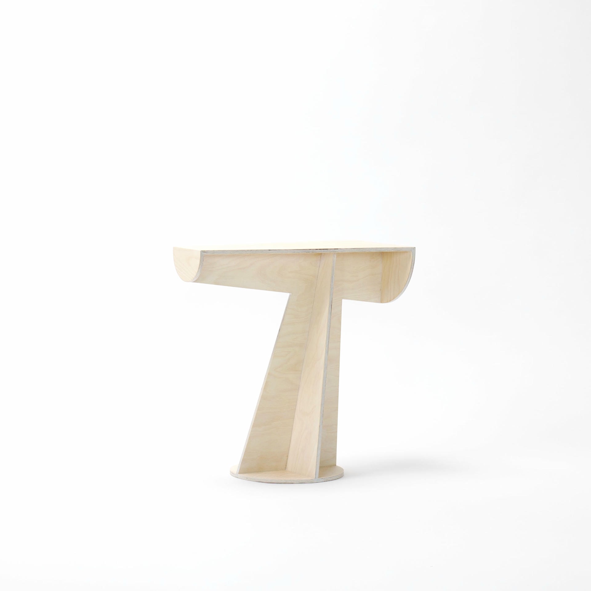 Less Side Table by Studio Yolk 2