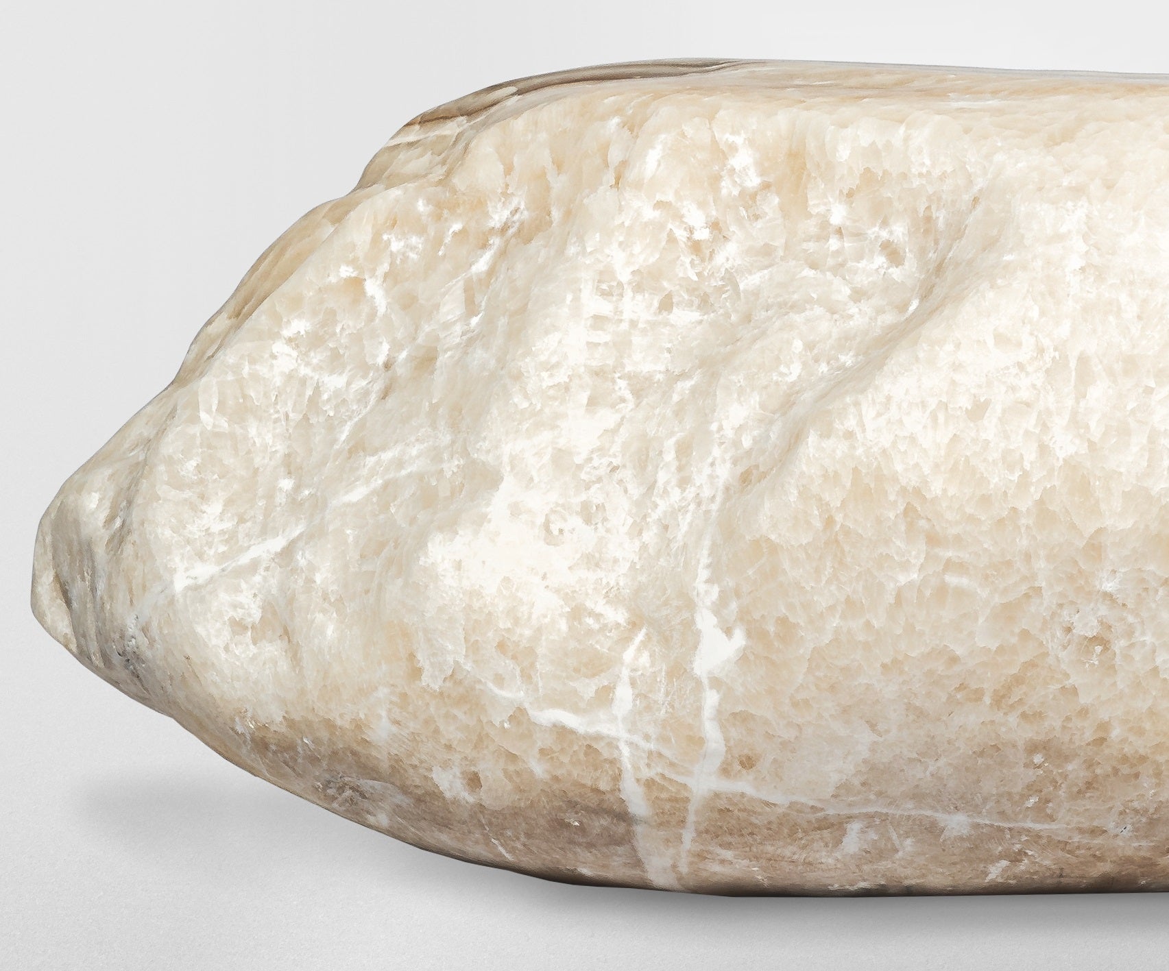 Organic Form Natural White Onyx Contemporary Coffee Table by Pierre De Valck 4