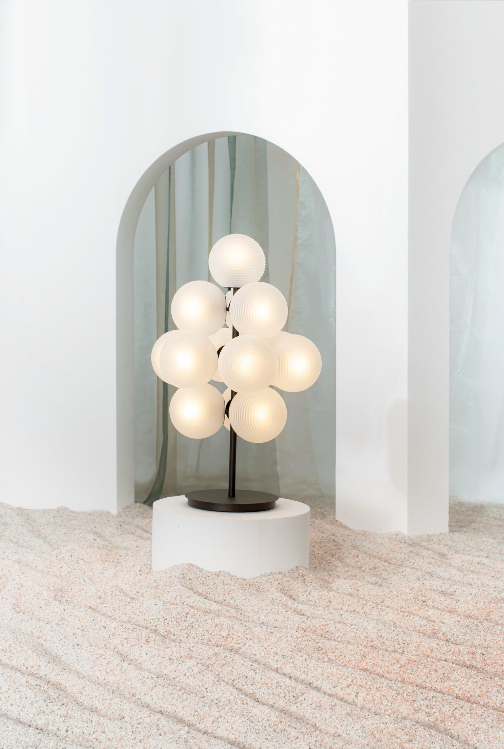 Stellar Grape Big Smoky Grey Acetato Black Floor Light by Pulpo 10