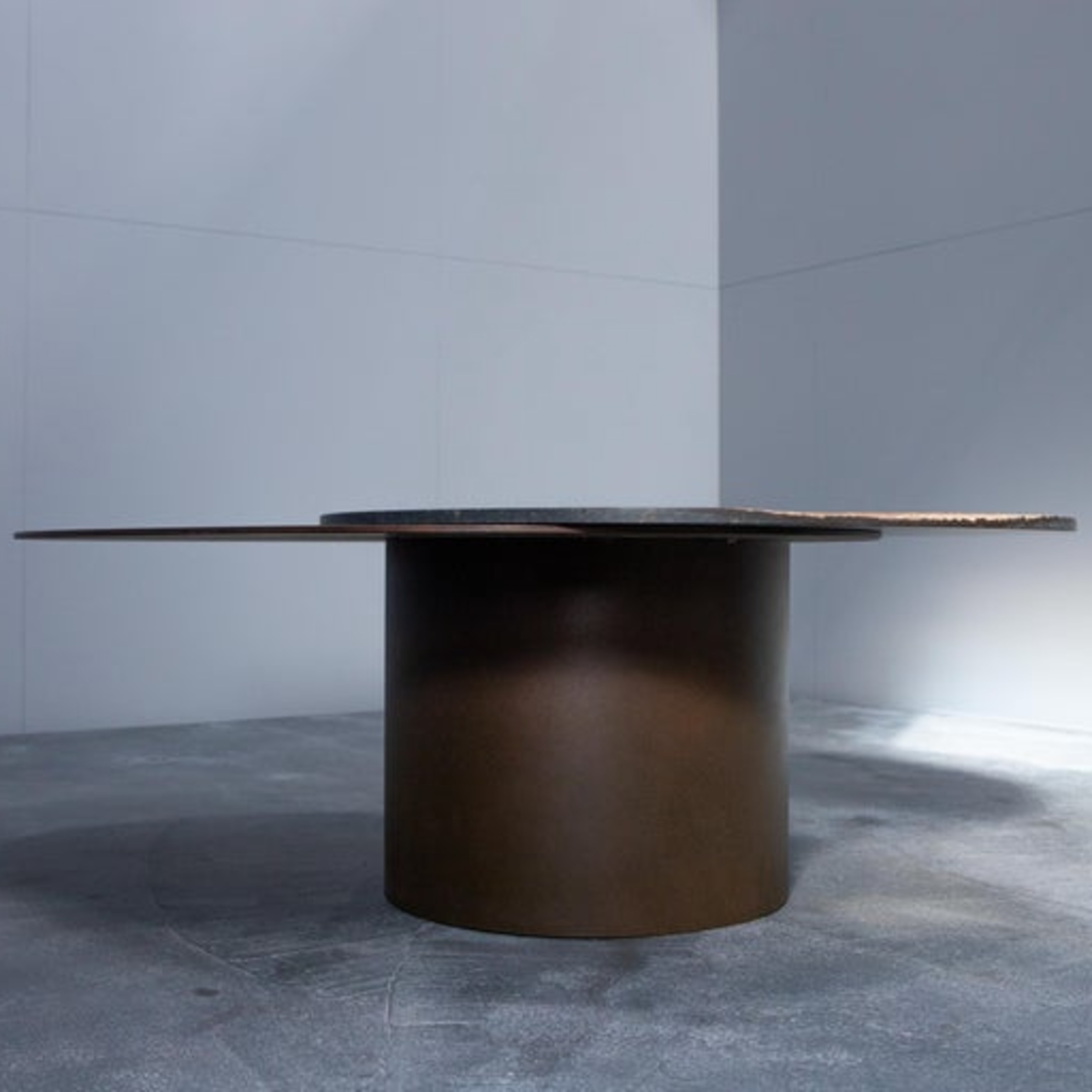 Unique Kon Pac Low Table, Daté Kan Stone Sculptural Design by Okurayama 3