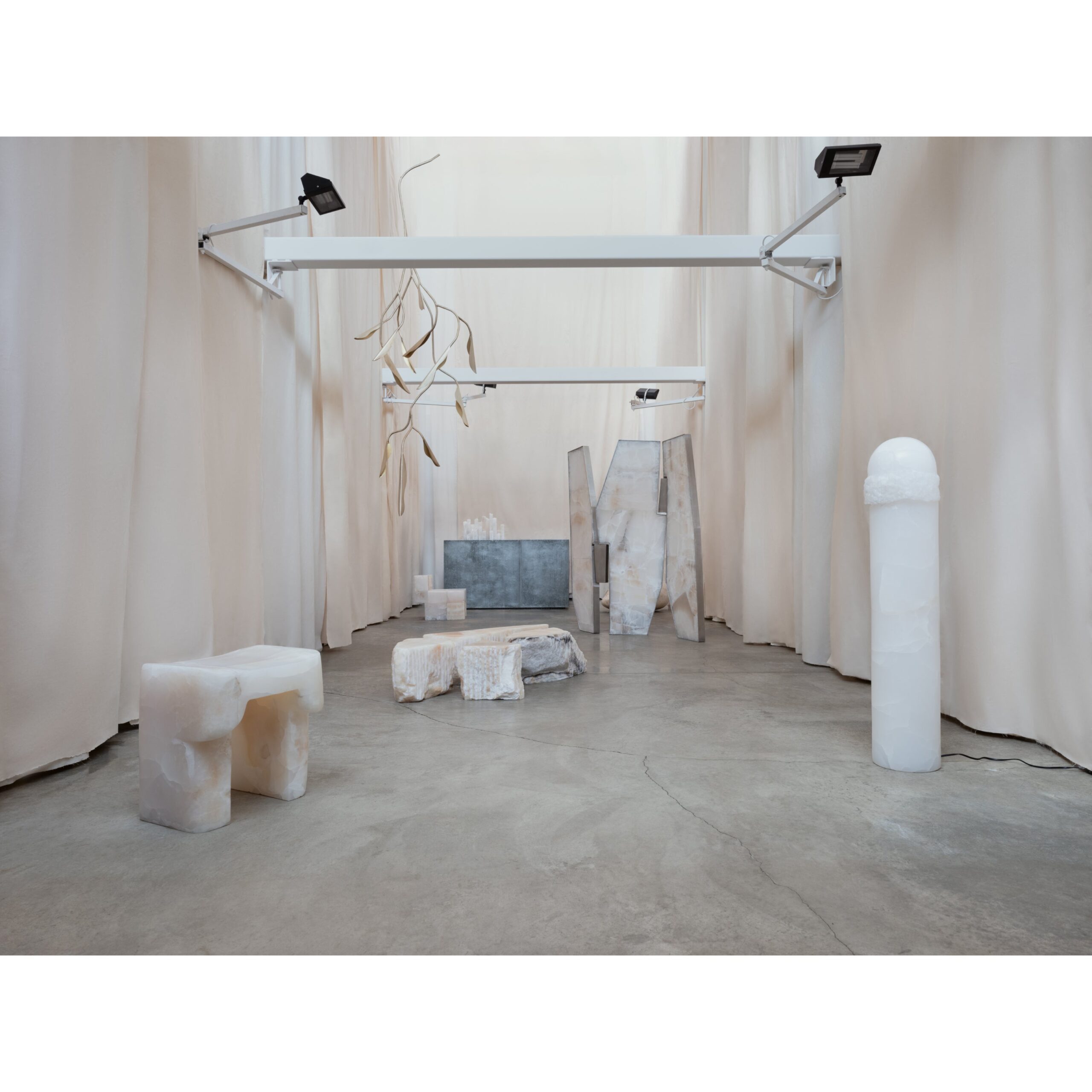White Onyx Monolith Sculpted Floor Lamp by Paul Matter 8
