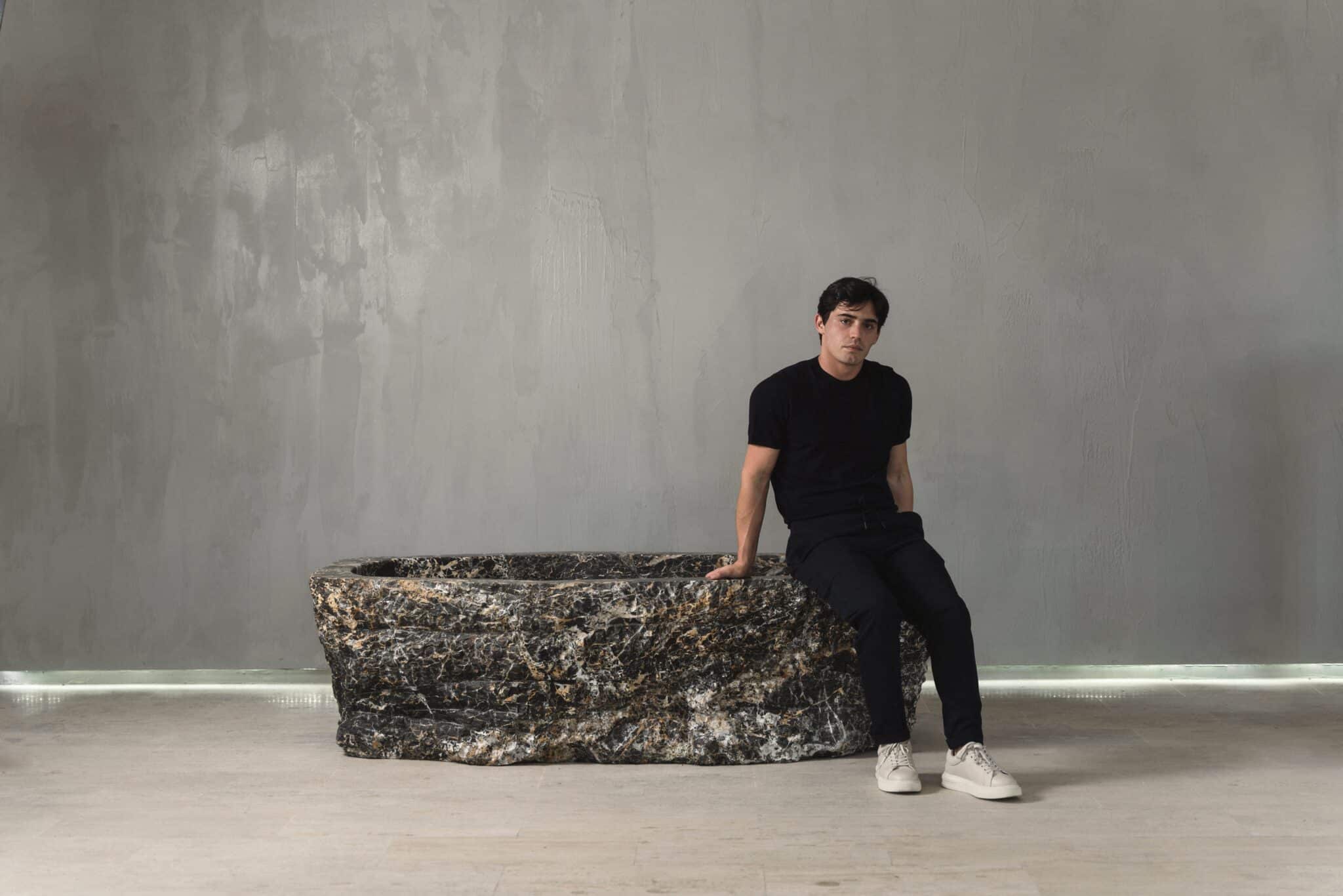 Baptiz Black Marble Bathtub by Andres Monnier 5