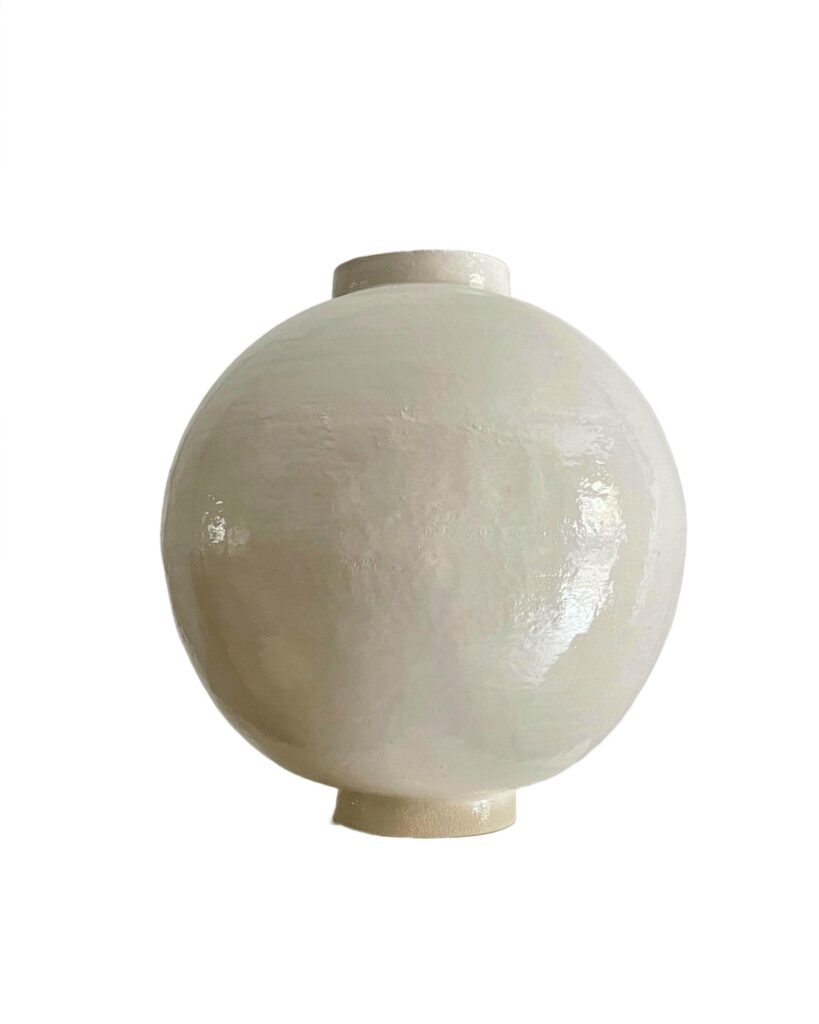 Layers Vessel by Laura Pasquino 1