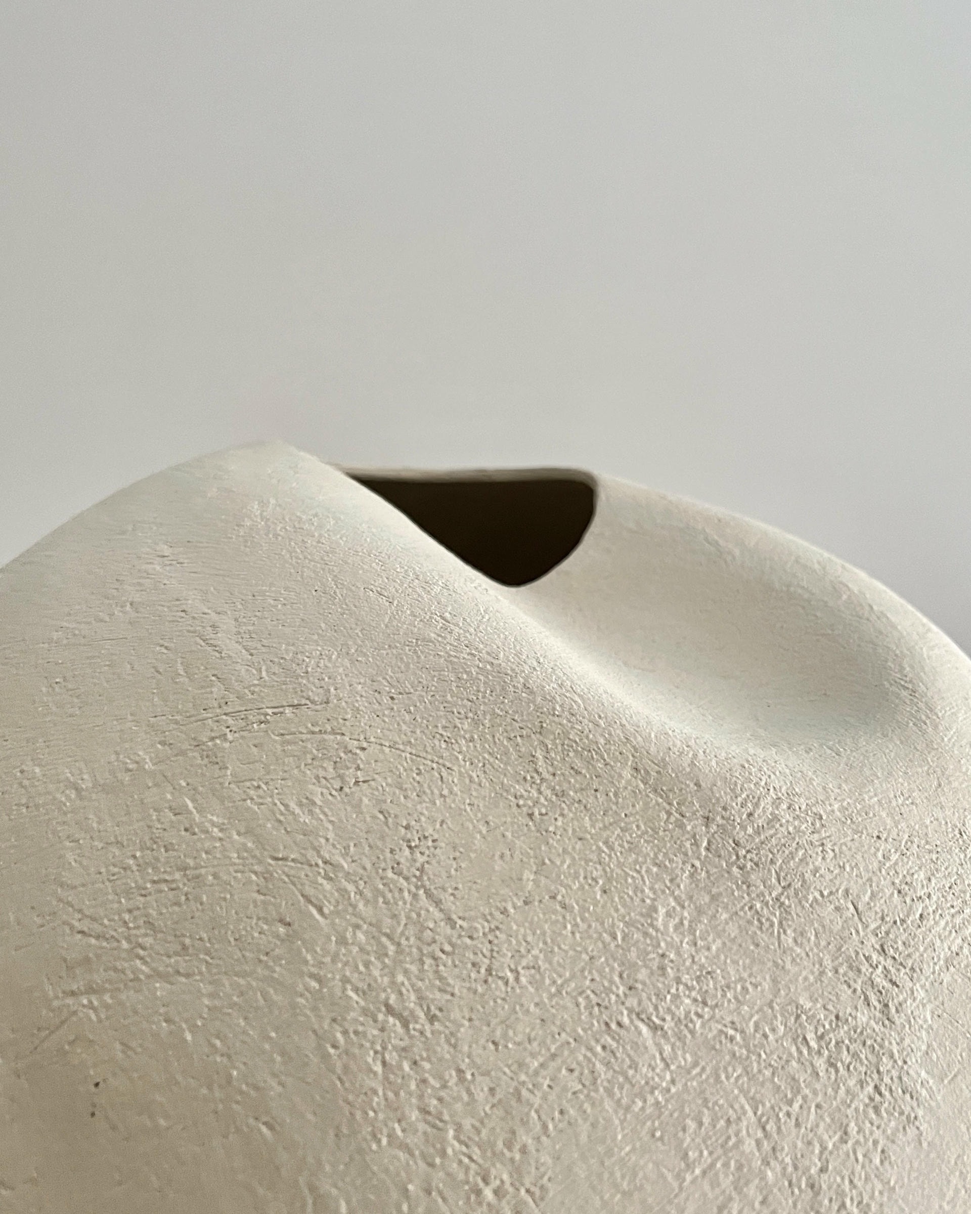 Light Fold Vessel by Laura Pasquino 5