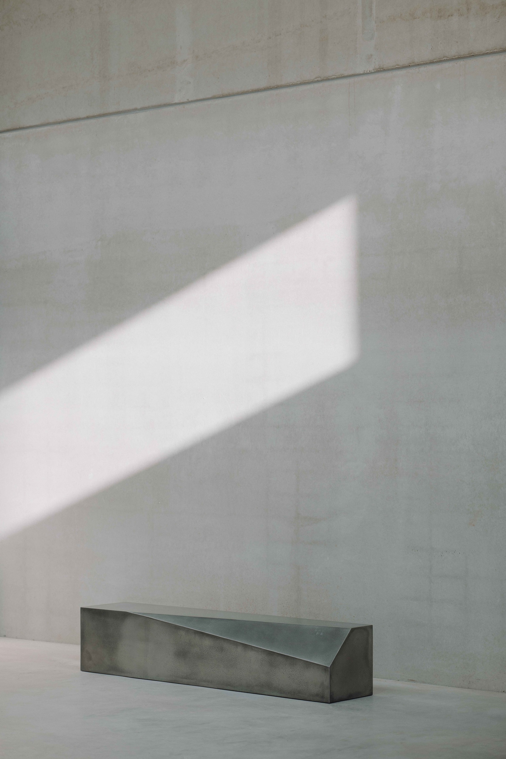 Bevel Bench by HADGE 4