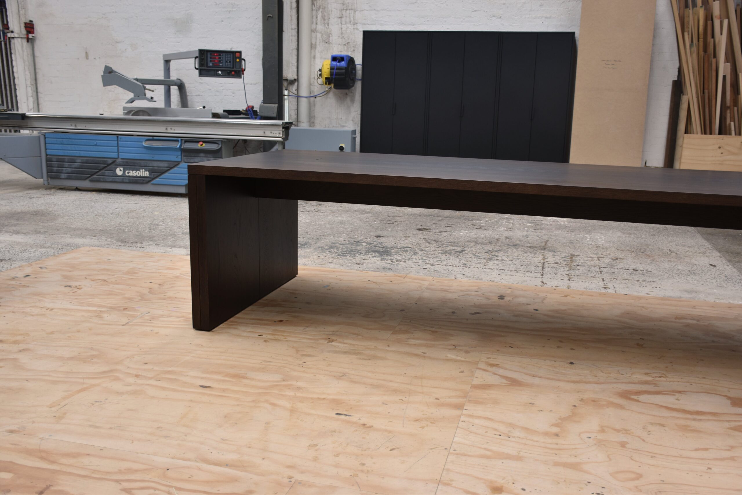 Caldow Dining Table by Daniel Poole 7