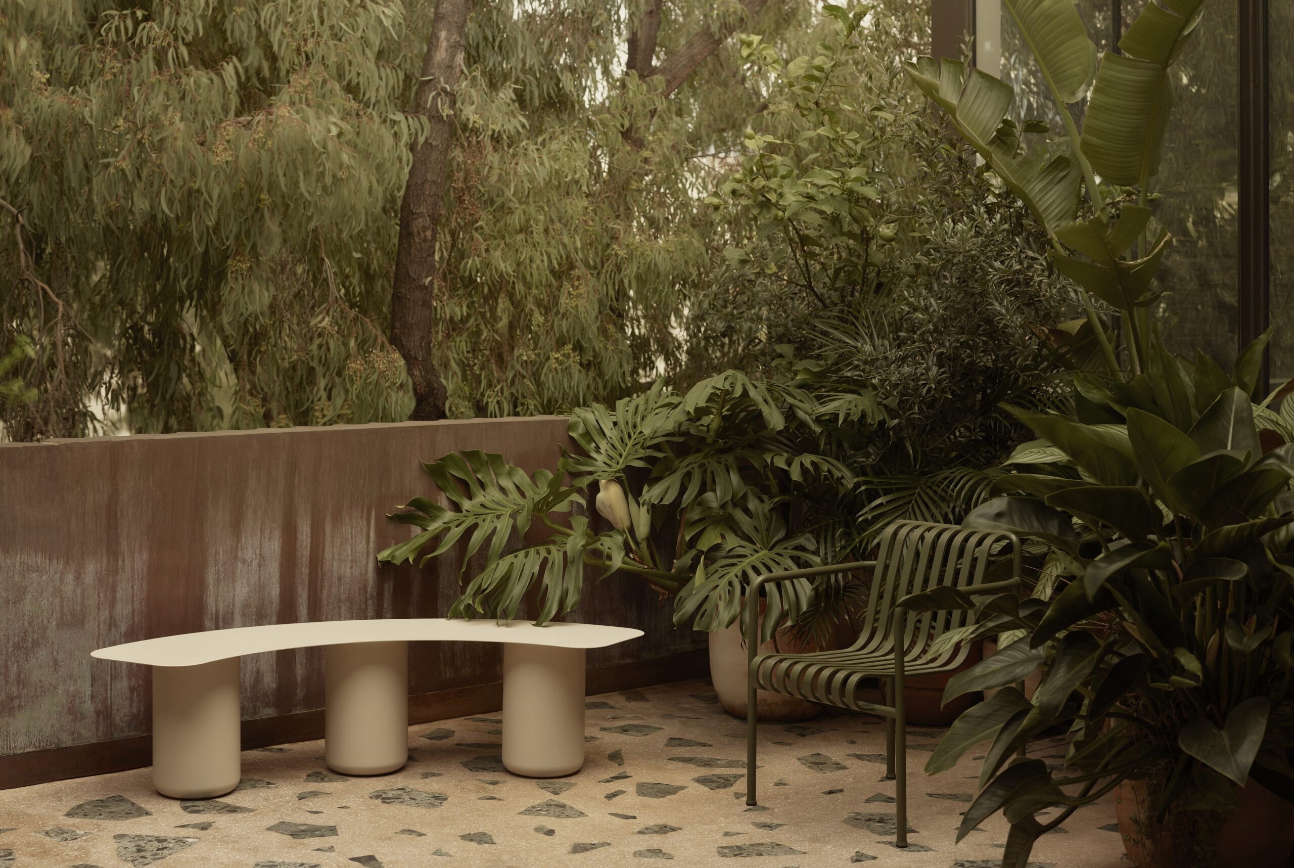 Headland Red Table 03 by Coco Flip 7
