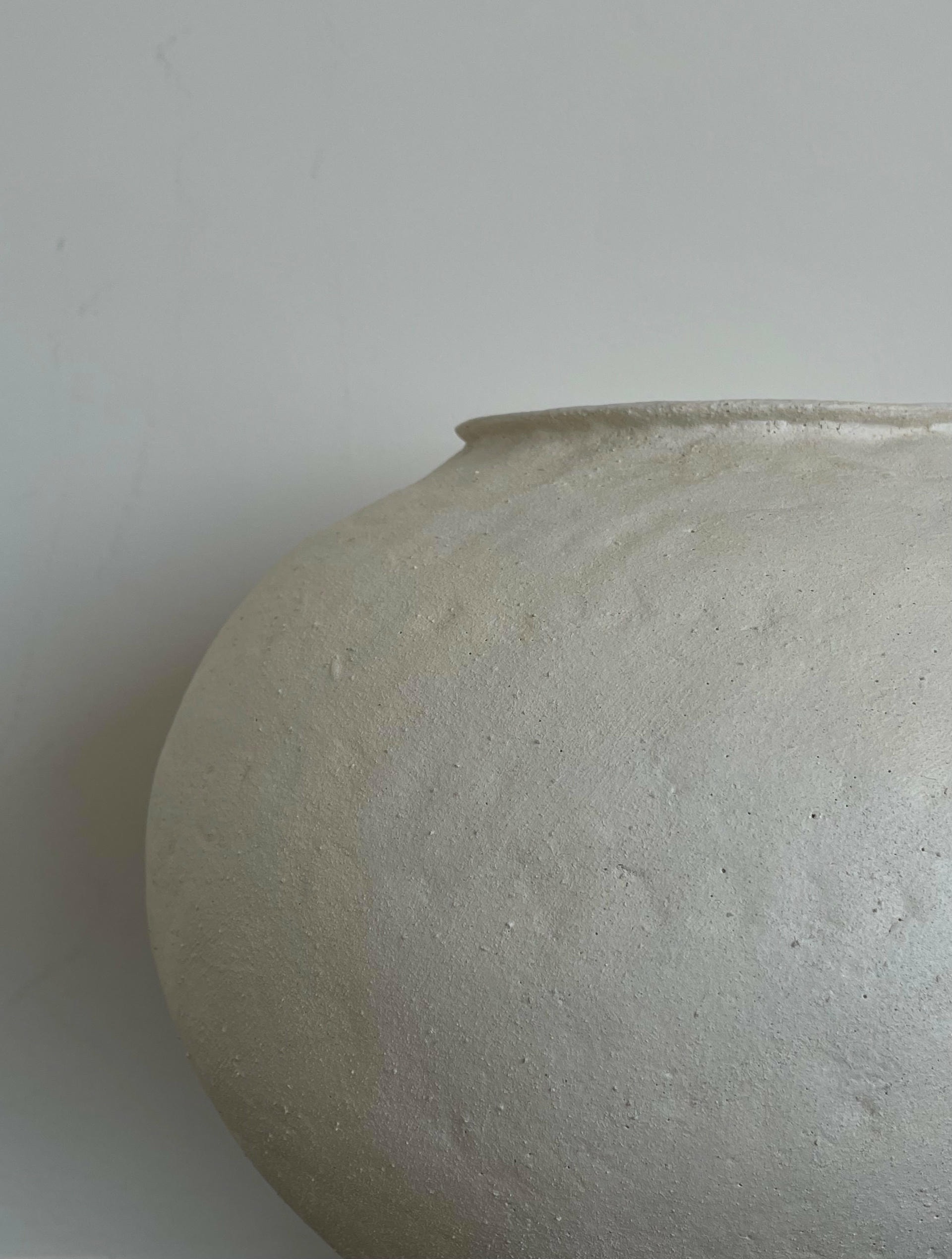 M Ceramic Vase in White Matte by Mathilde Martin 3