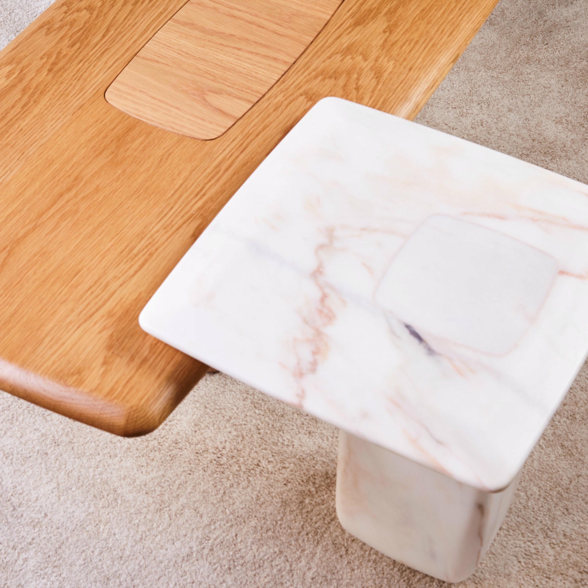 Marble Bossa Side Table by DUISTT 4