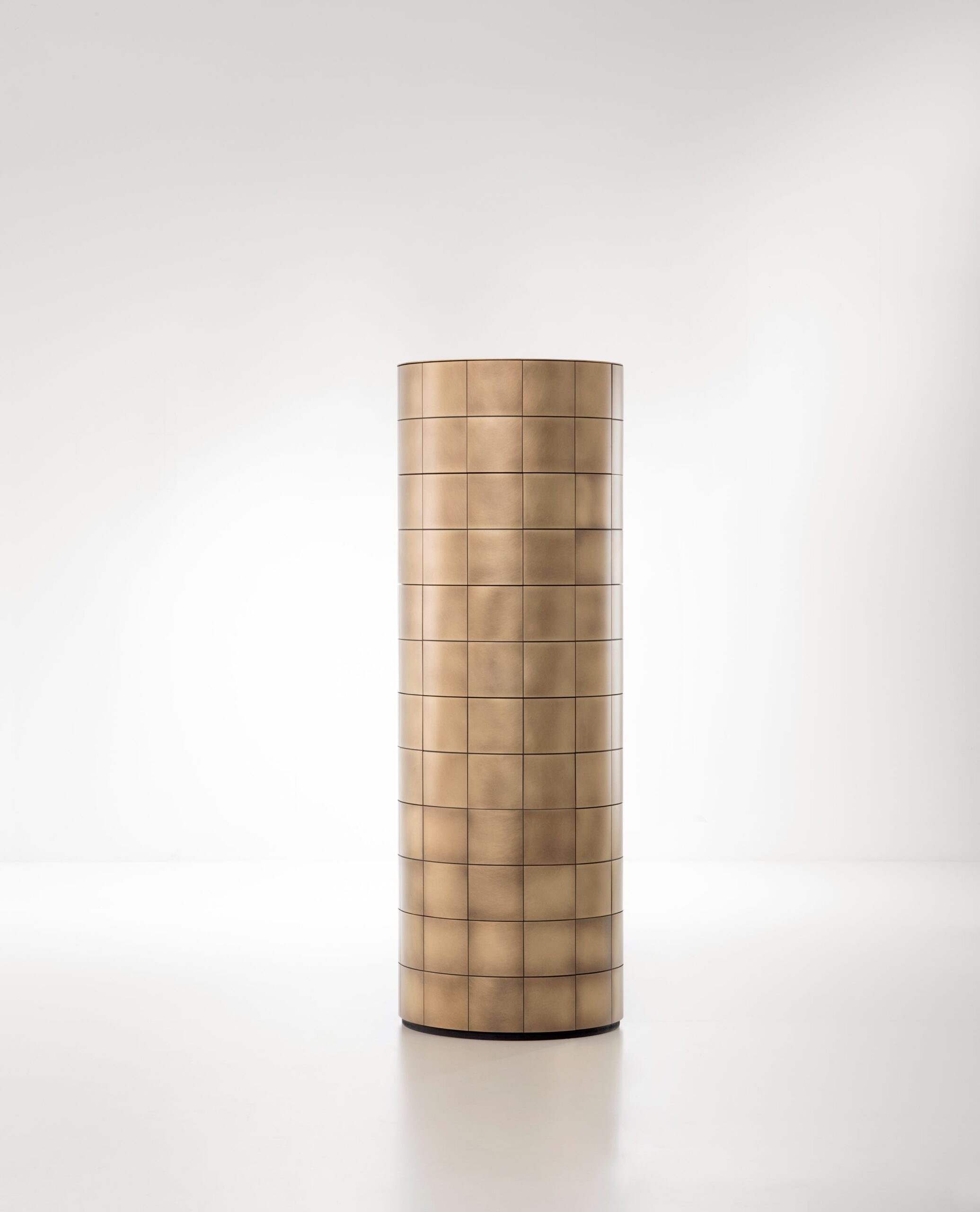 Pandora Chest of Drawers by De Castelli 2