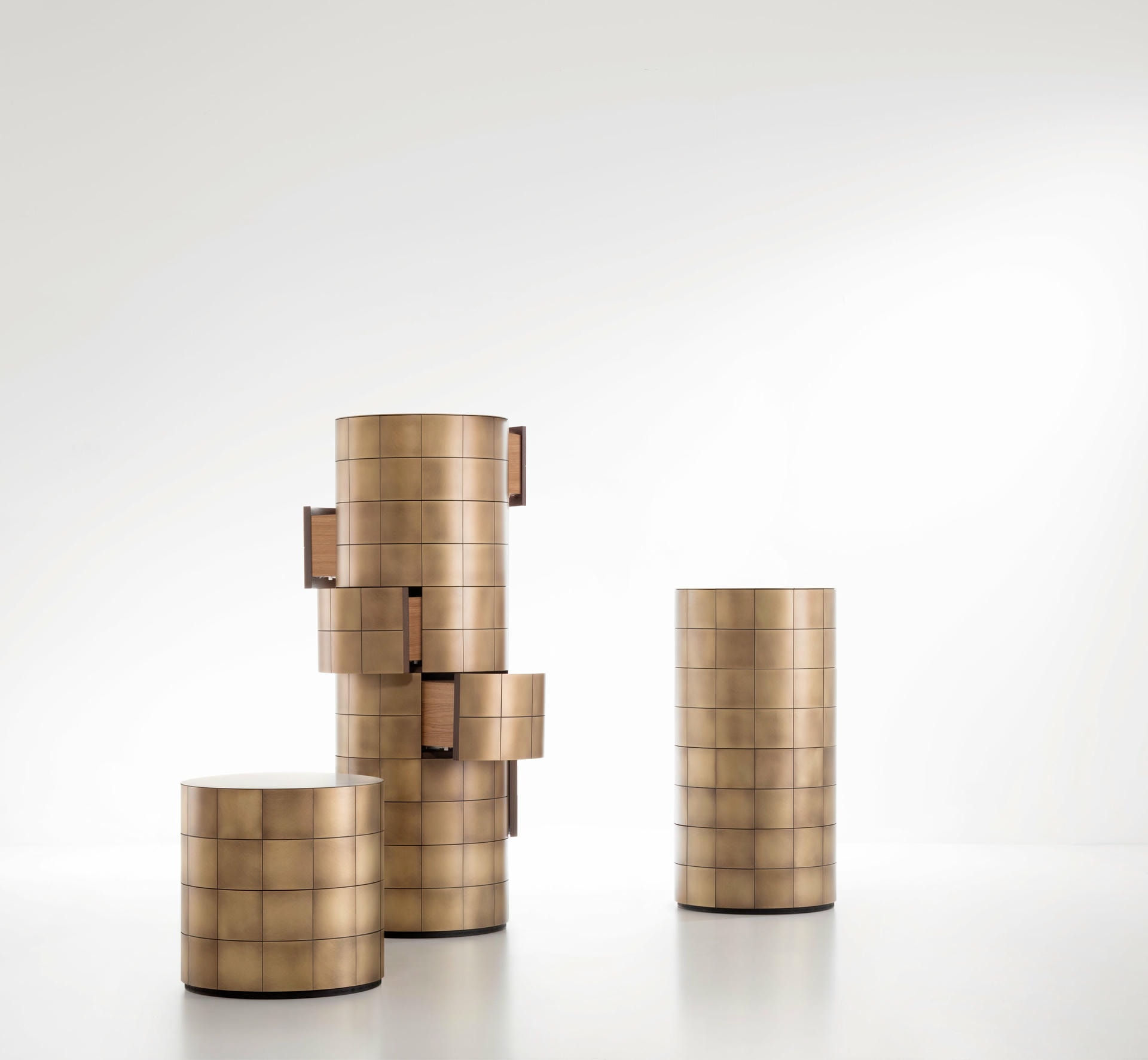 Pandora Chest of Drawers by De Castelli 7