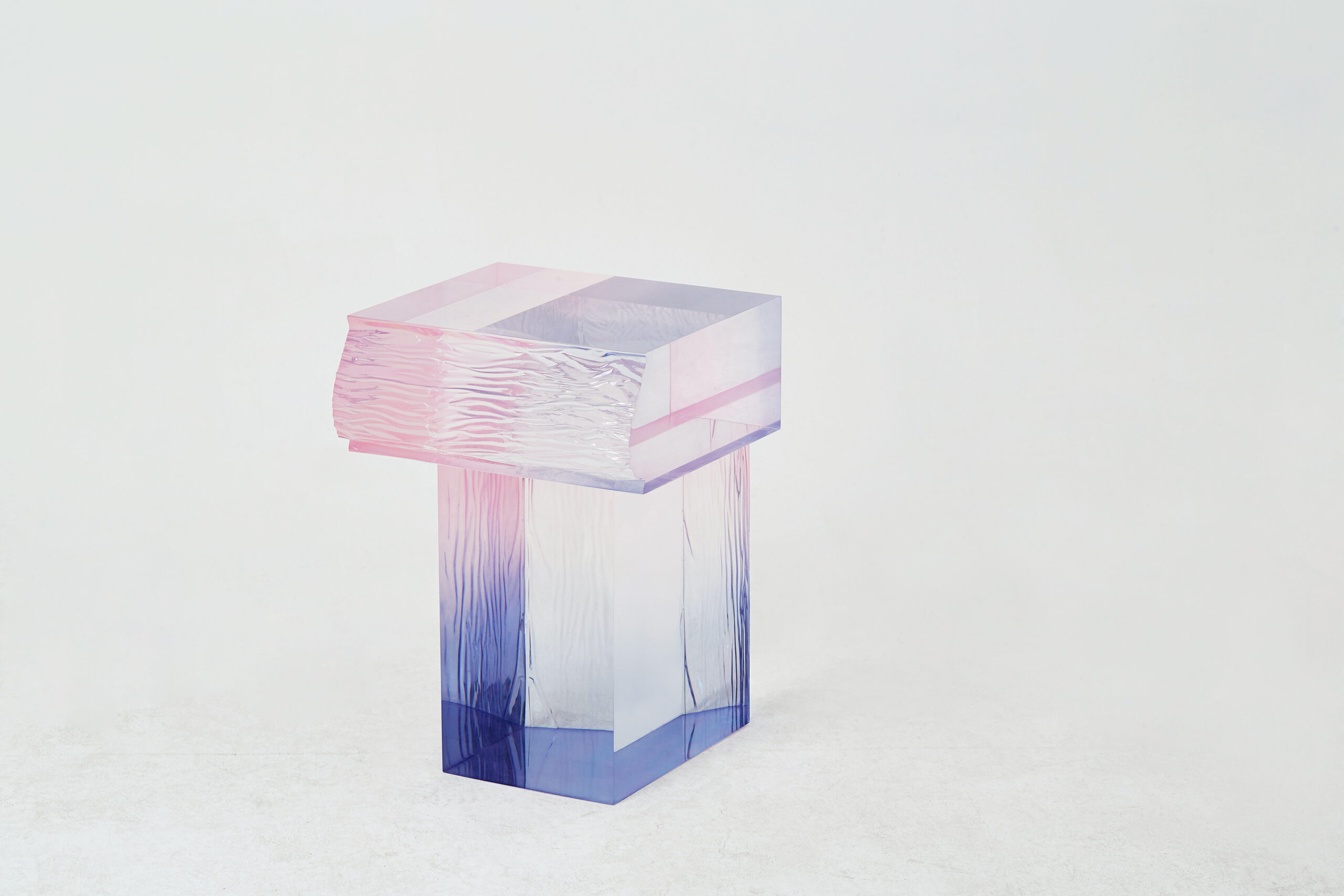 Pink and Blue Ombre Sunset Crystal Raw Side Contemporary Table by Saerom Yoon 6