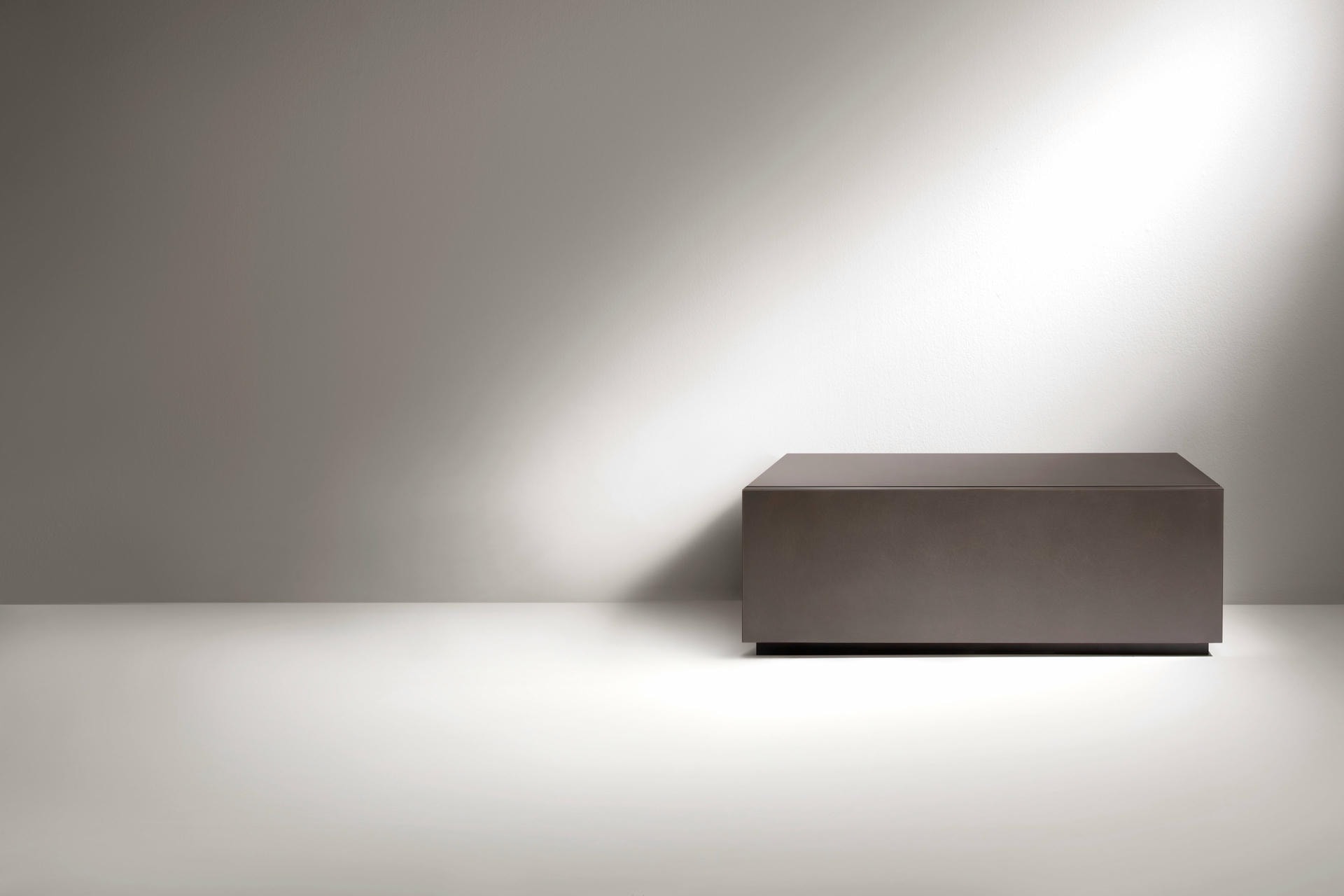 Tako Floor Console by De Castelli 4