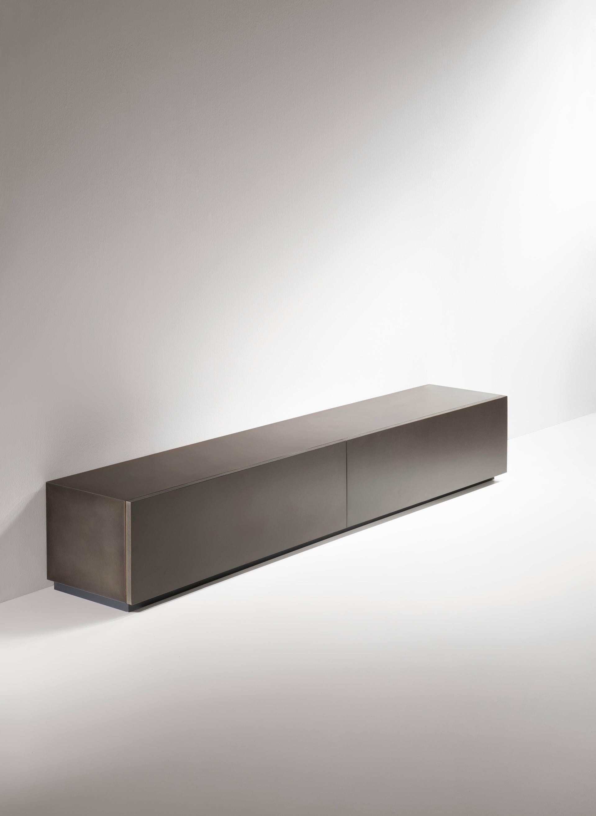 Tako Floor Console by De Castelli 7