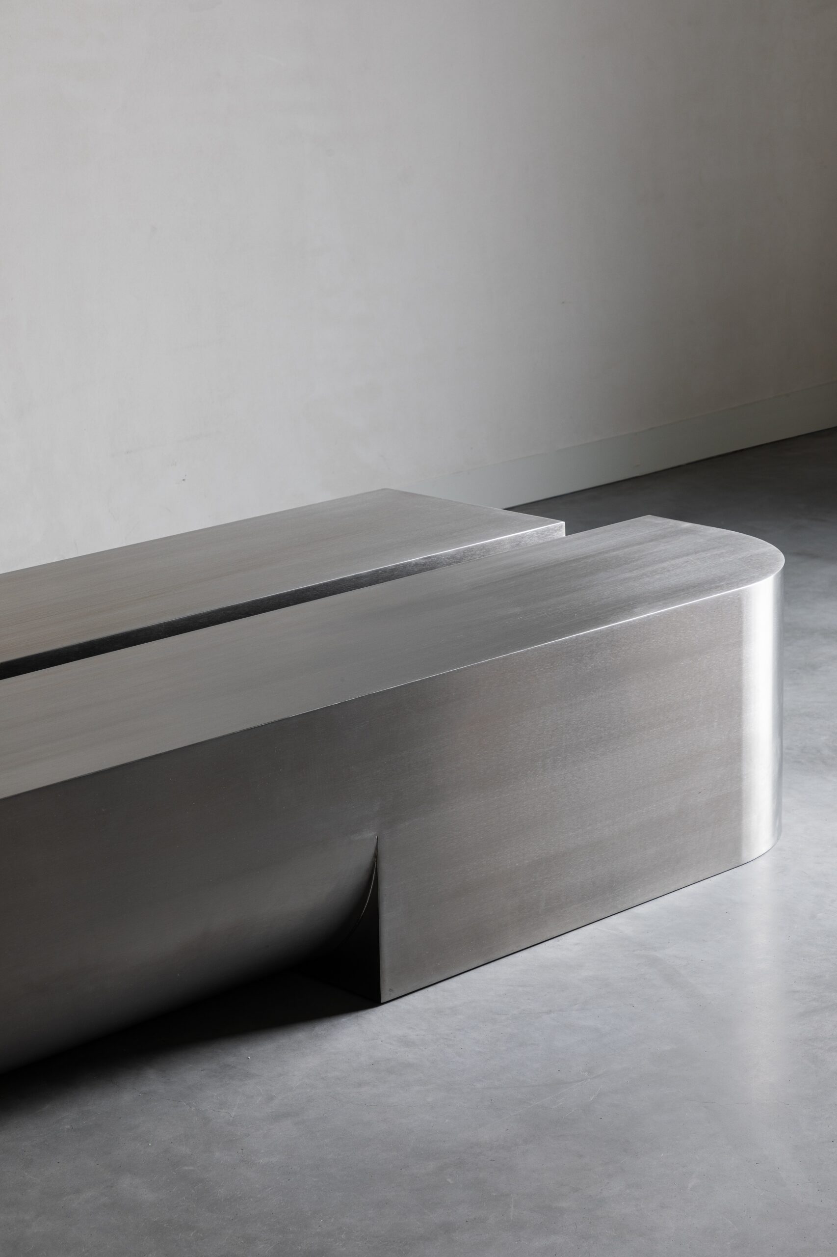 Undum Bench by HADGE 3