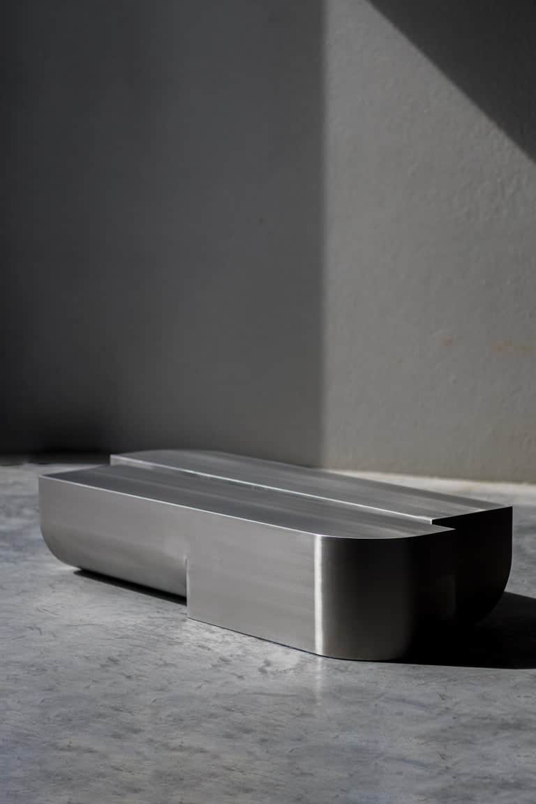 Undum Coffee Table by HADGE 3