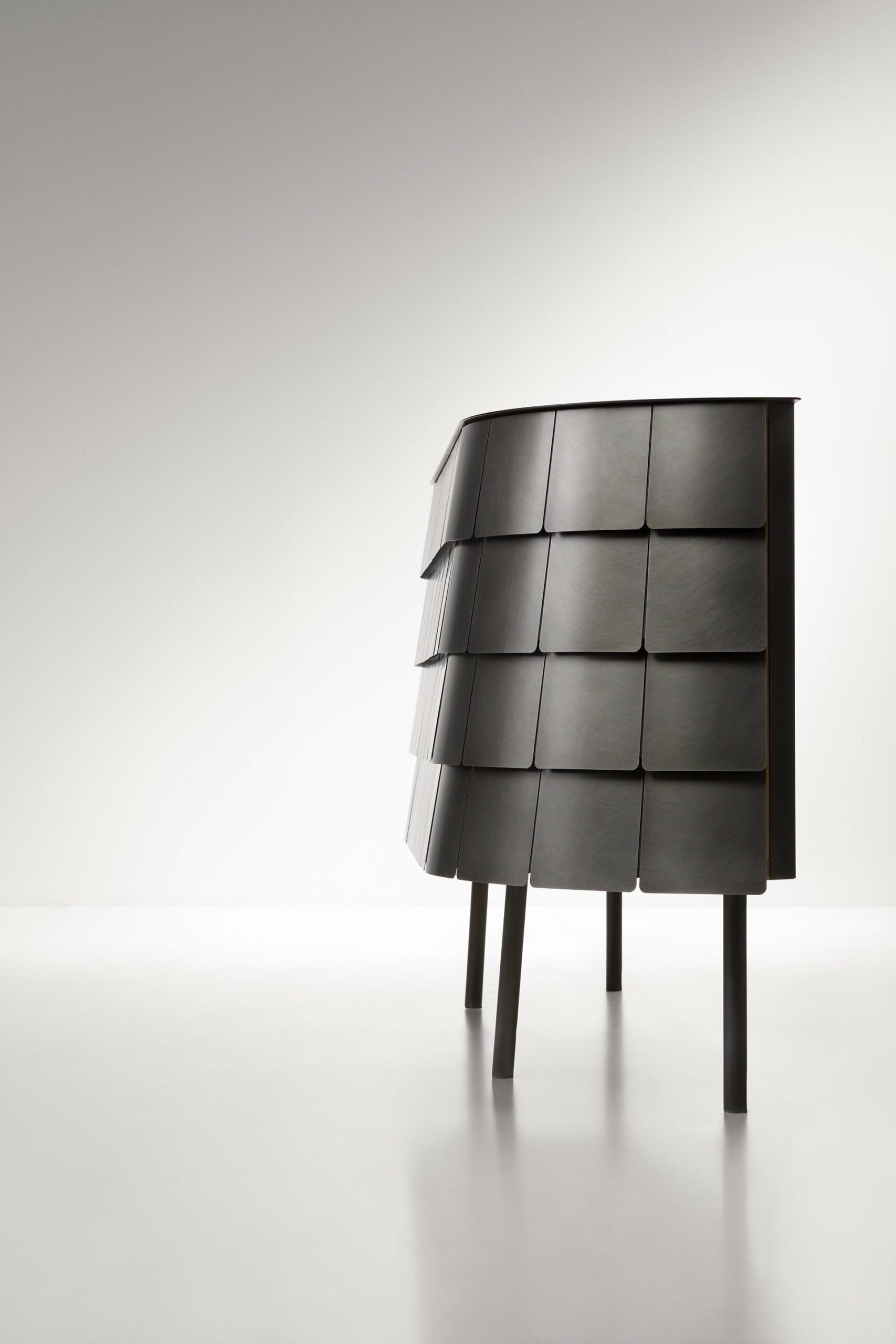 Yoroi Cabinet by De Castelli 3