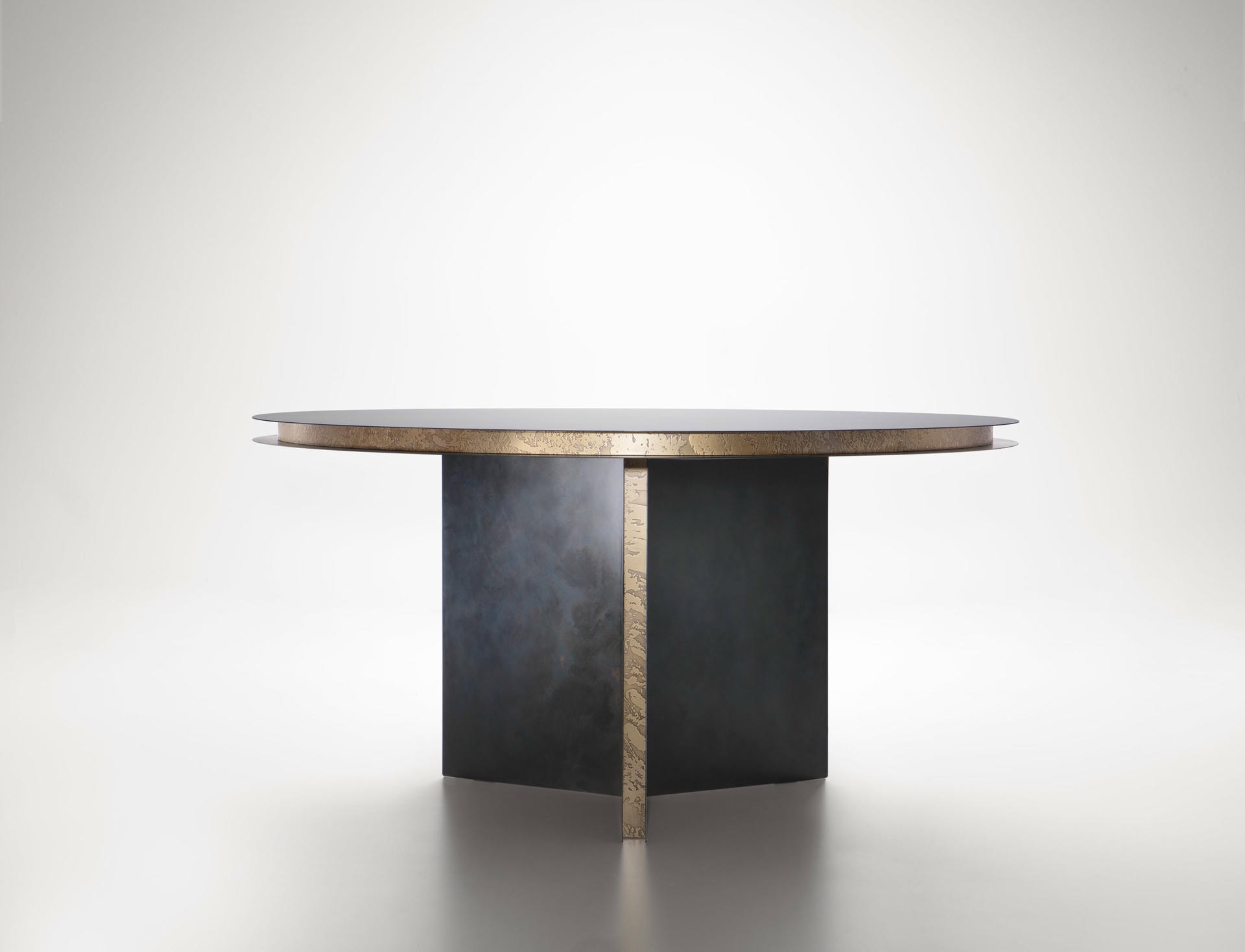 Folio Round Table by De Castelli 3