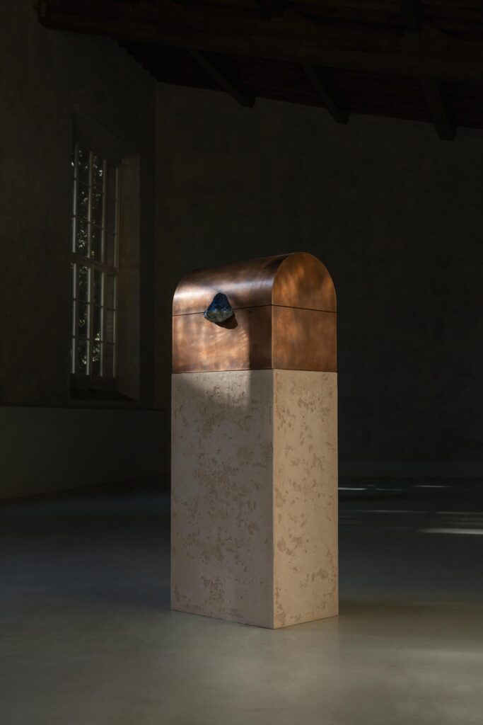 pierre devalck treasure chest galerie philia 04