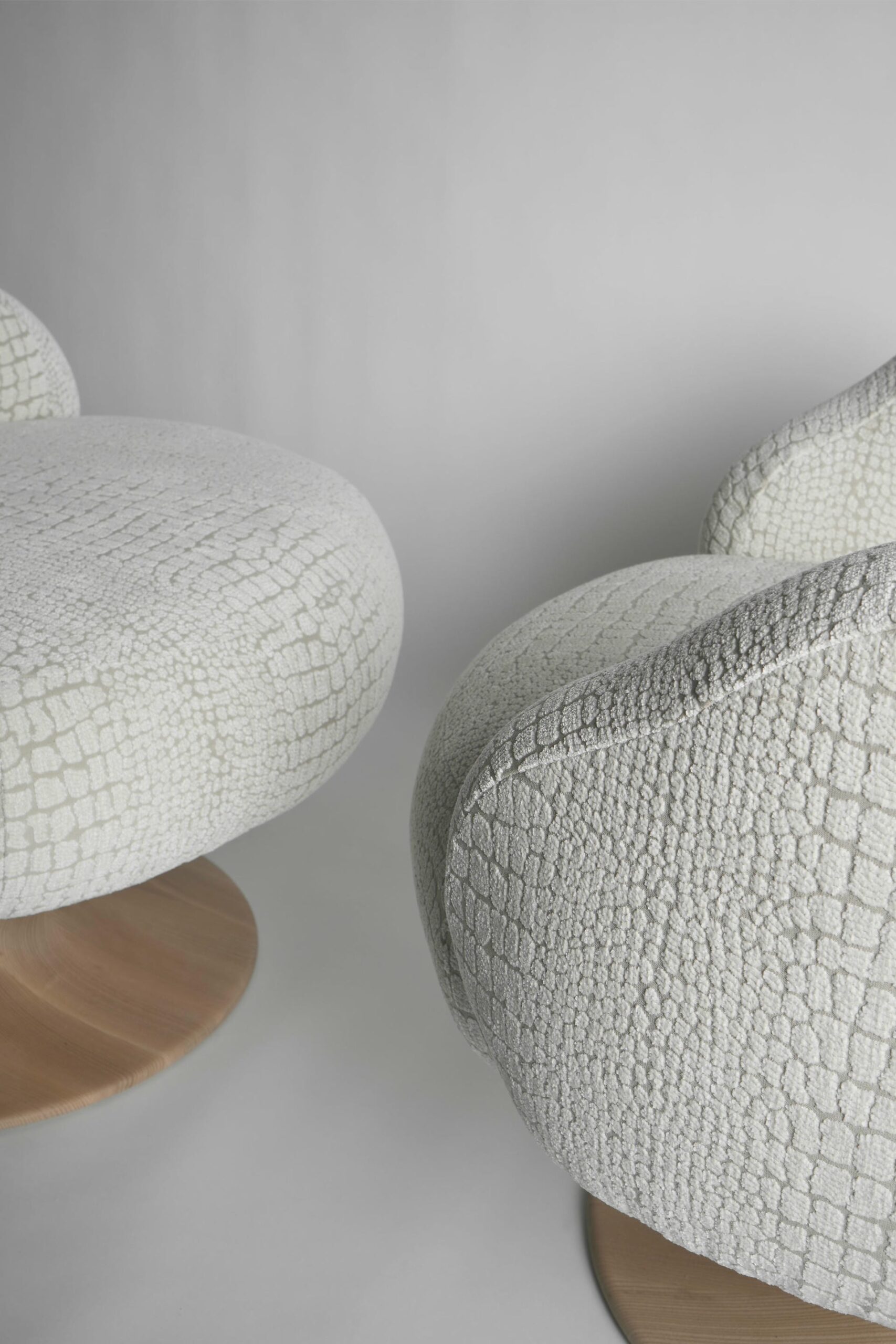 Les Incroyables Ottoman by Pietro Franceschini 7