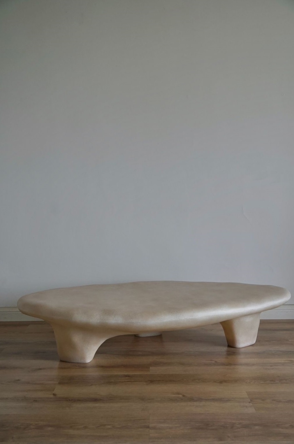 Small White Tripod Coffee Table by kar 2
