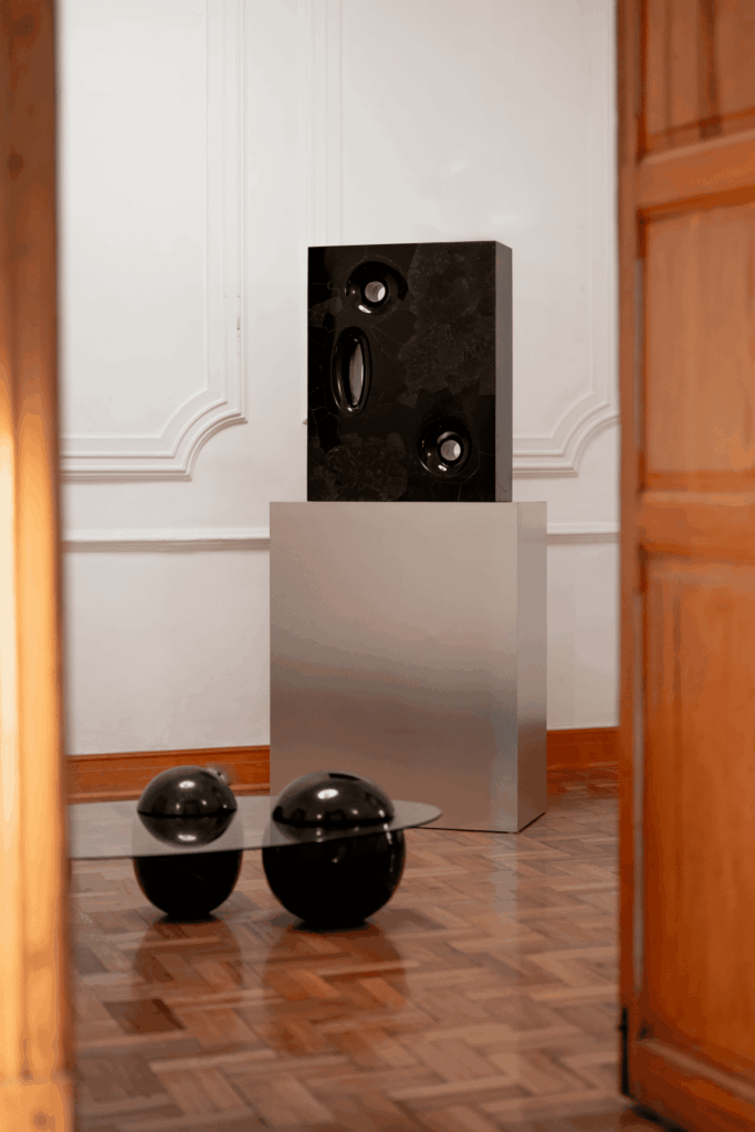 galerie philia chain mail mexico city 03