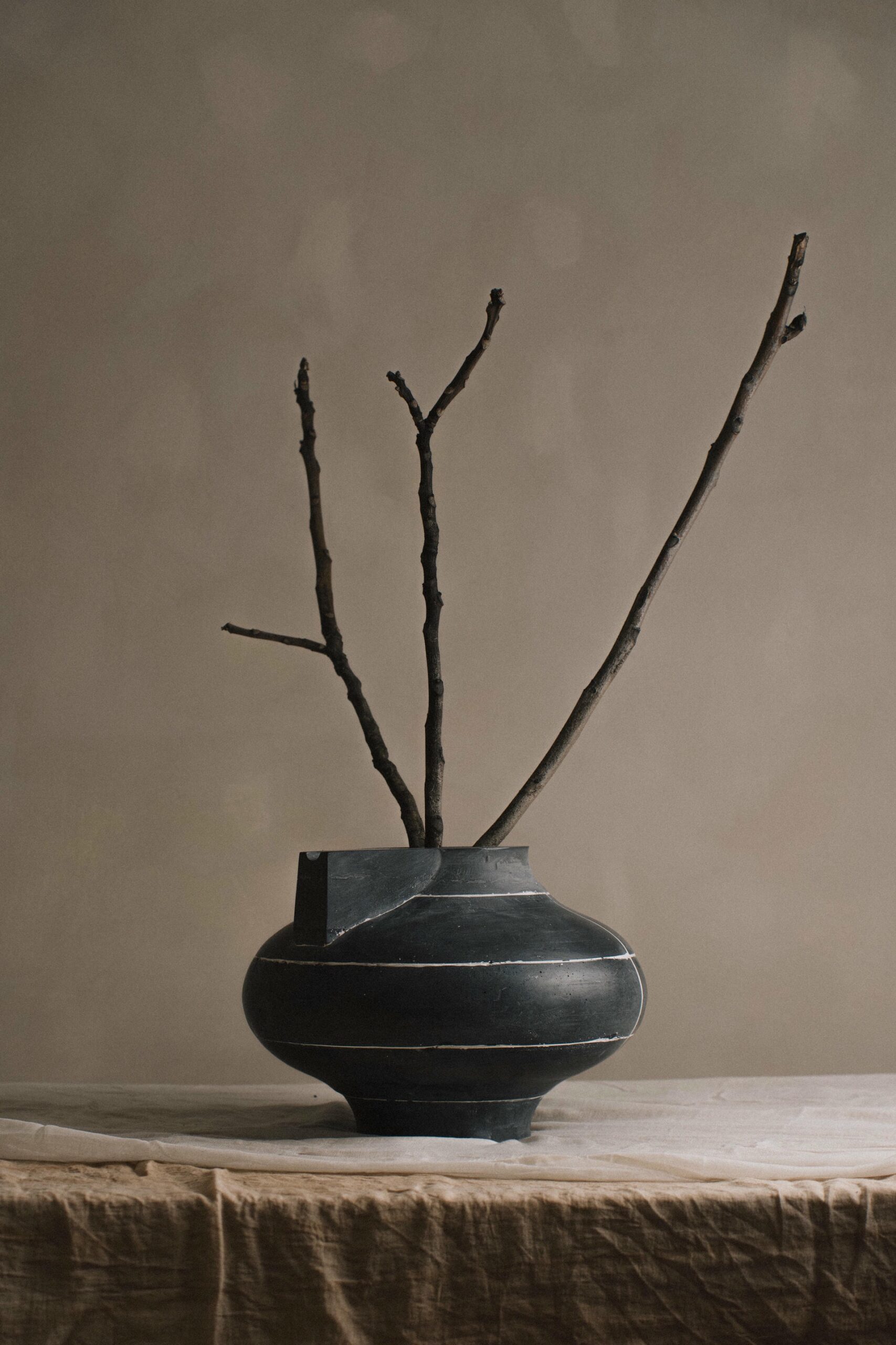 Bul Vessel by Atelier ACM 3