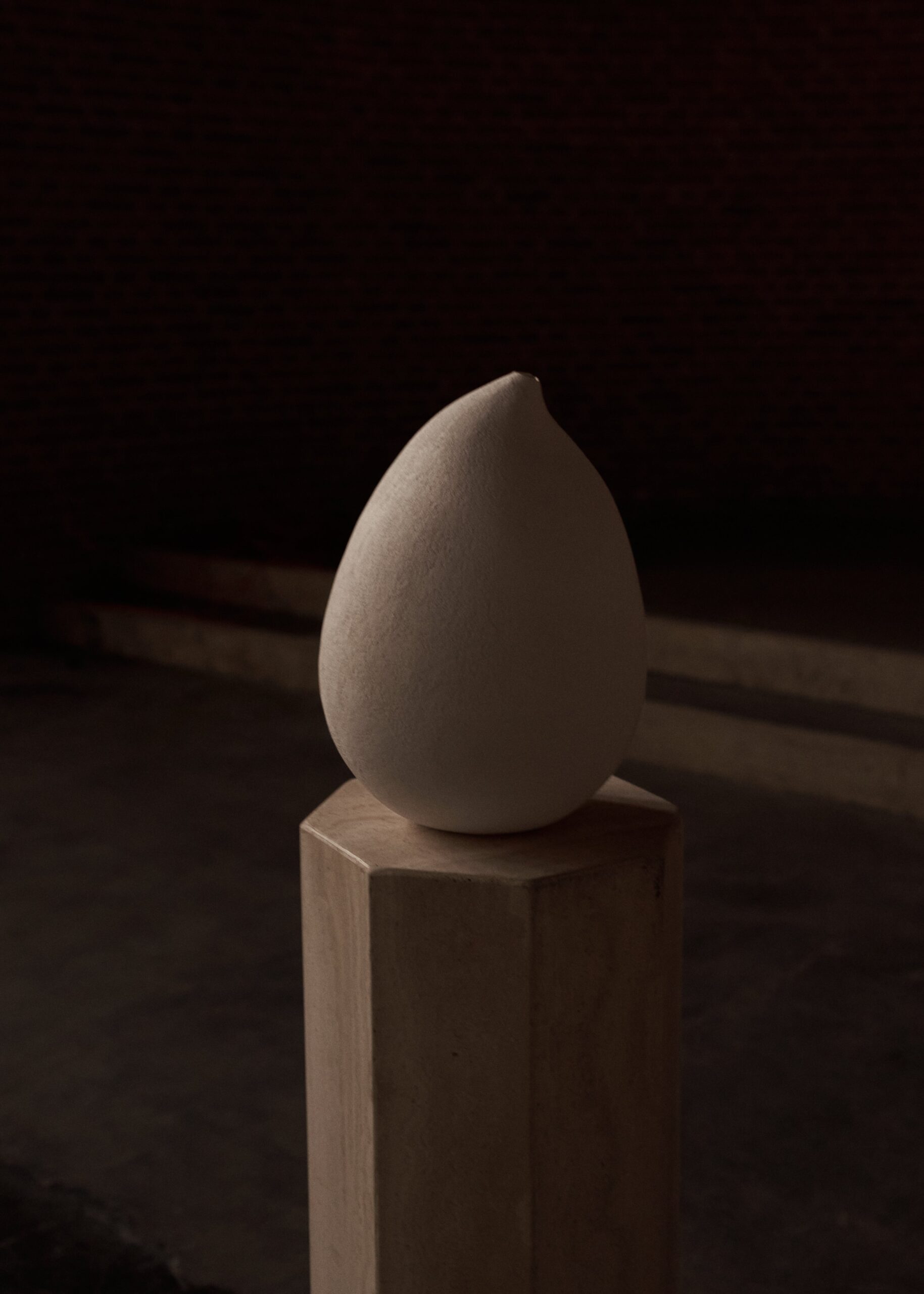 Jug by Laura Pasquino 2