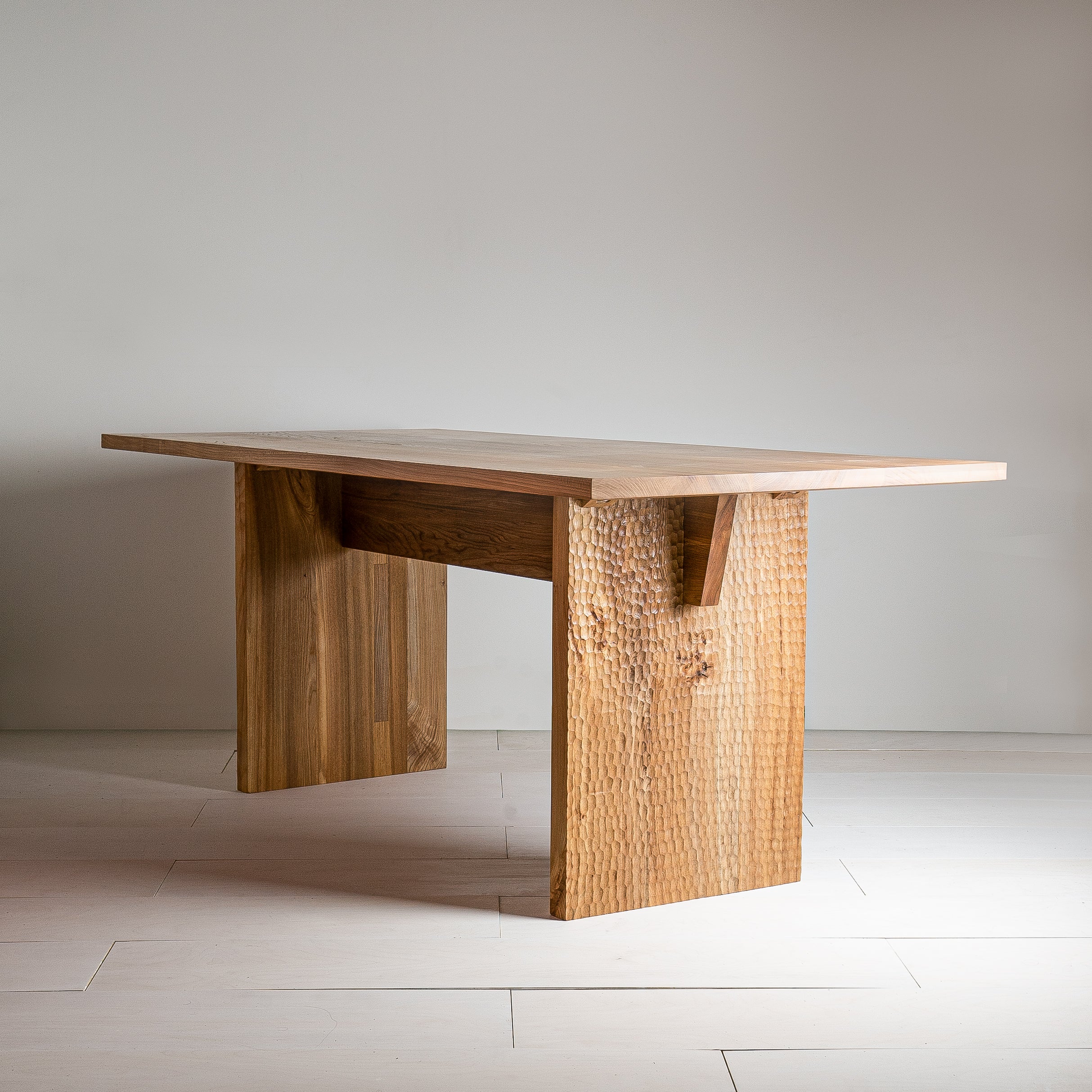 Leto Dining Table by Mythology 3