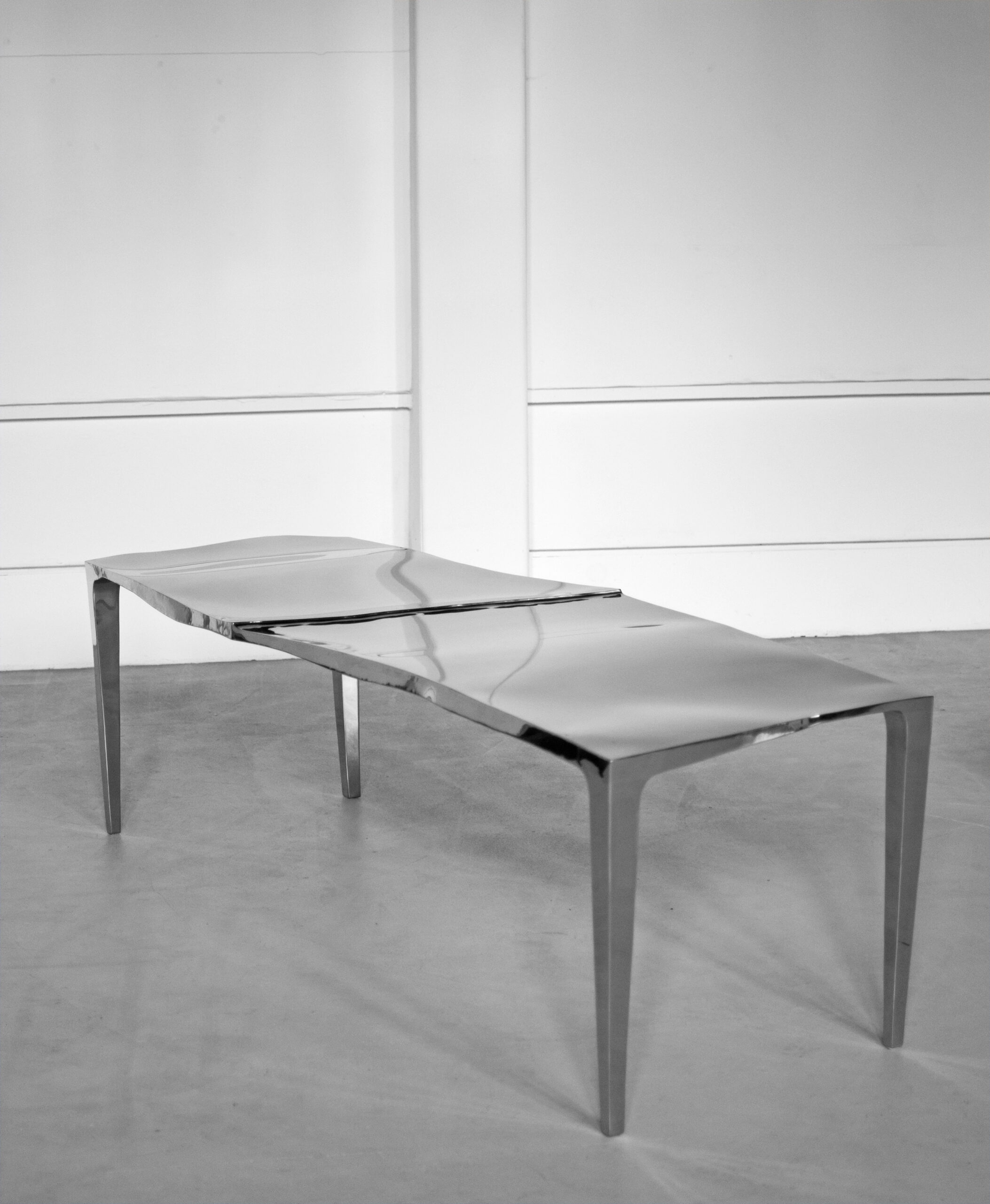 Organic Table by Pol Quadens 3
