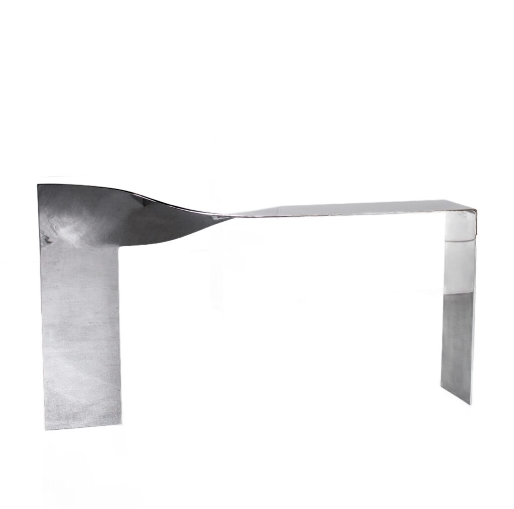 Twist Console by Pol Quadens 1