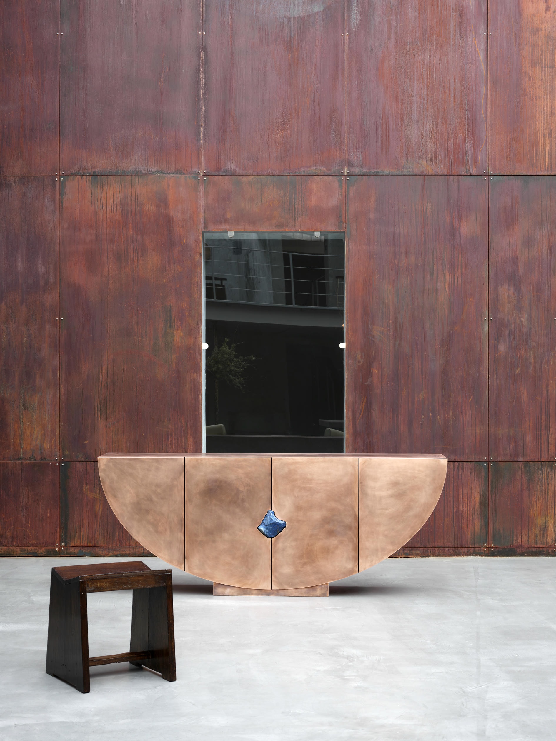 Bow Console With Lapis Lazuli Stone by Pierre De Valck 4