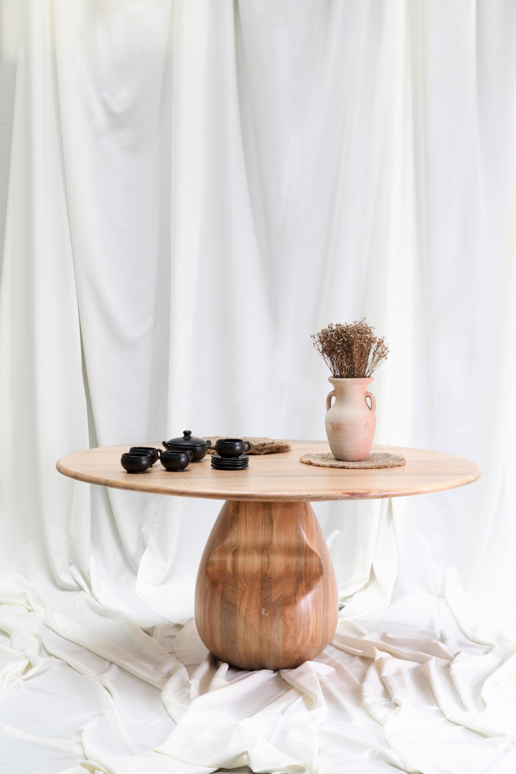 Droplet Dining Table by Laluz 5