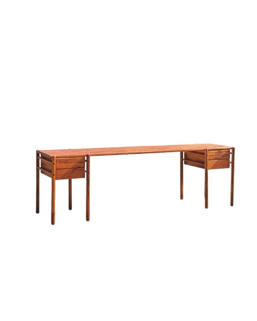 Large Gui Desk by Estudio Prosa 1