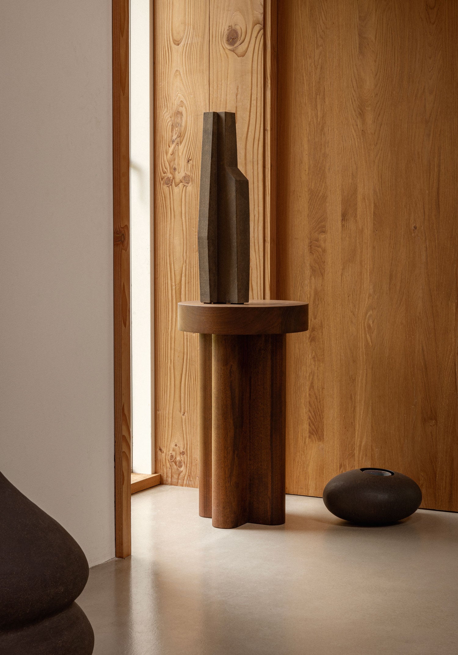 MG211 Walnut Side Table by Malte Gormsen 4
