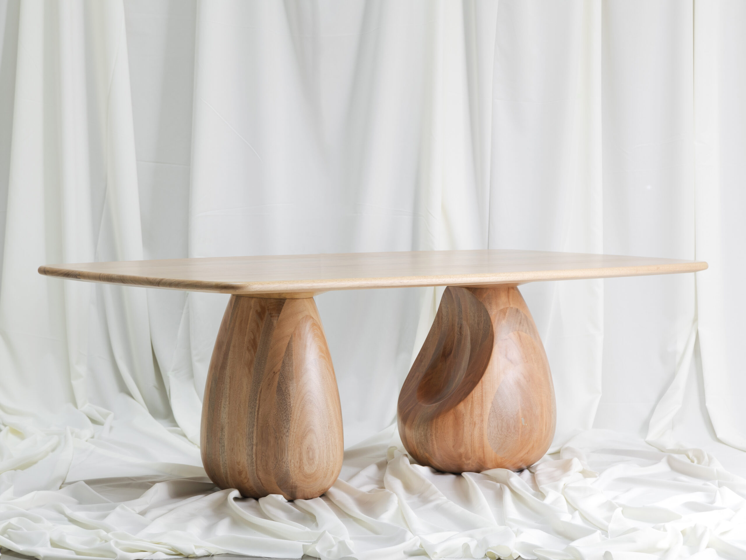 Mar Dining Table by Laluz 4