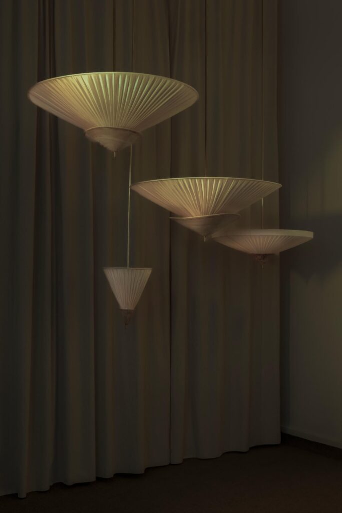 elsa foulon demoiselle pendant lamp galerie philia 01