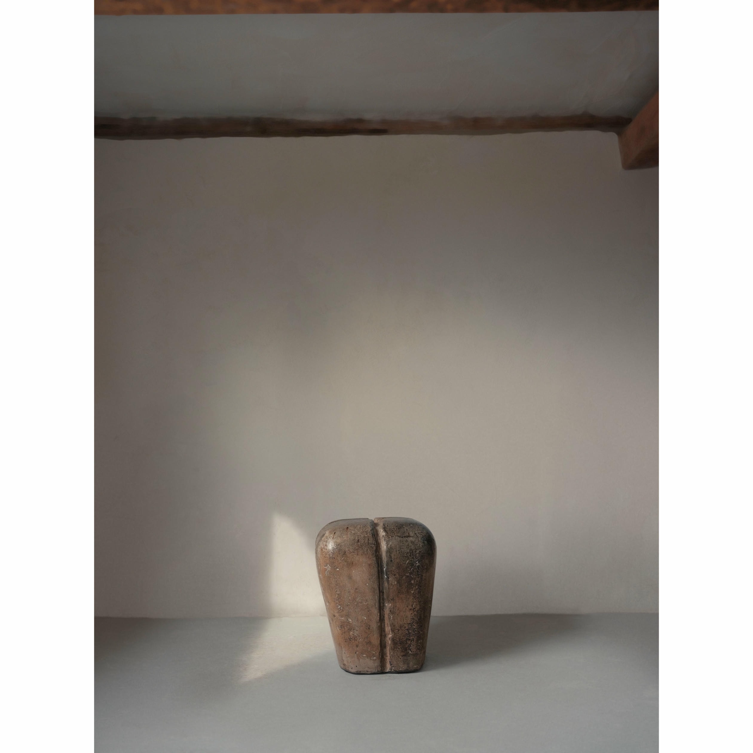 Ritual, Unique Side Table in Hemp Crete by Lucas Tyra Morten 14