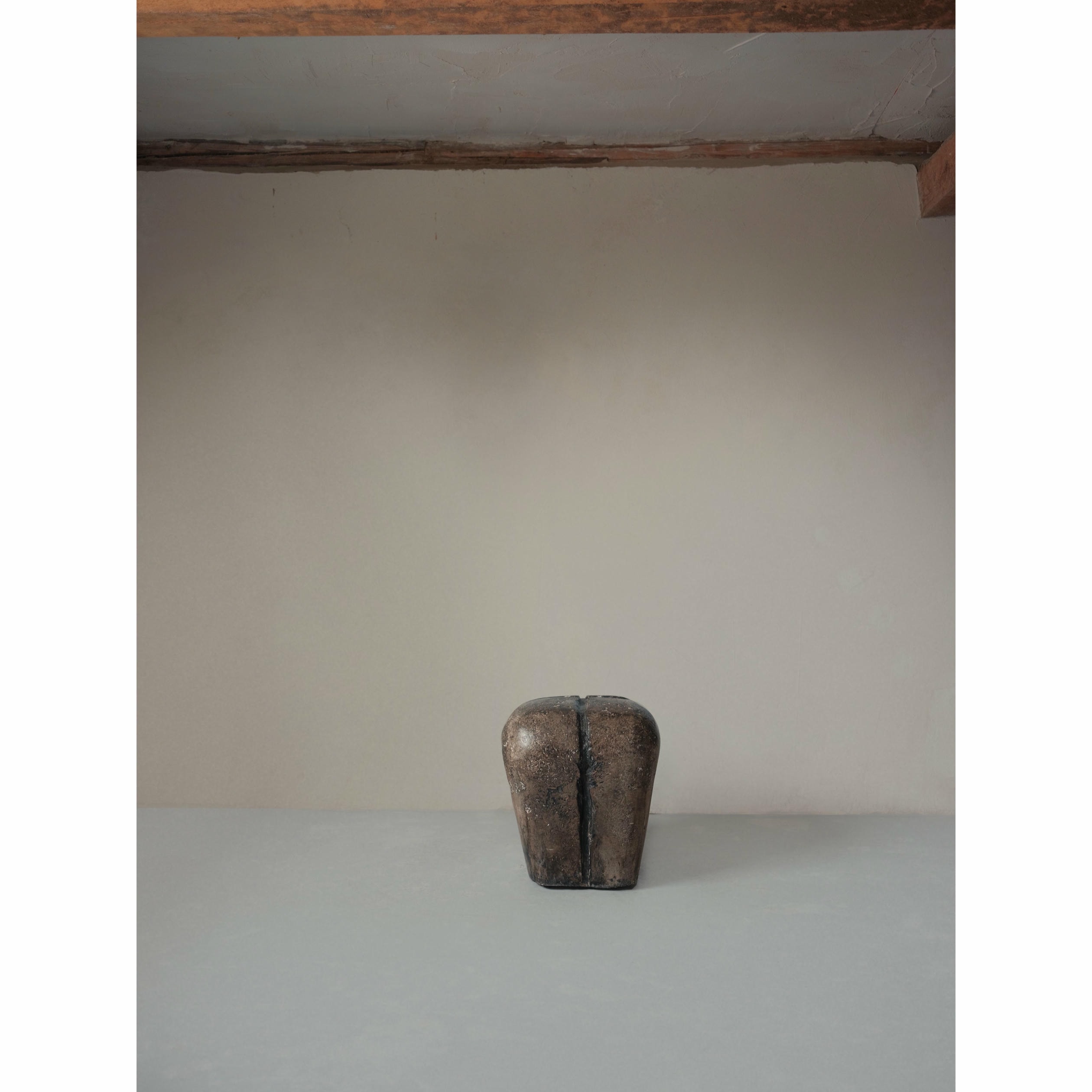 Ritual, Unique Side Table in Hemp Crete by Lucas Tyra Morten 16