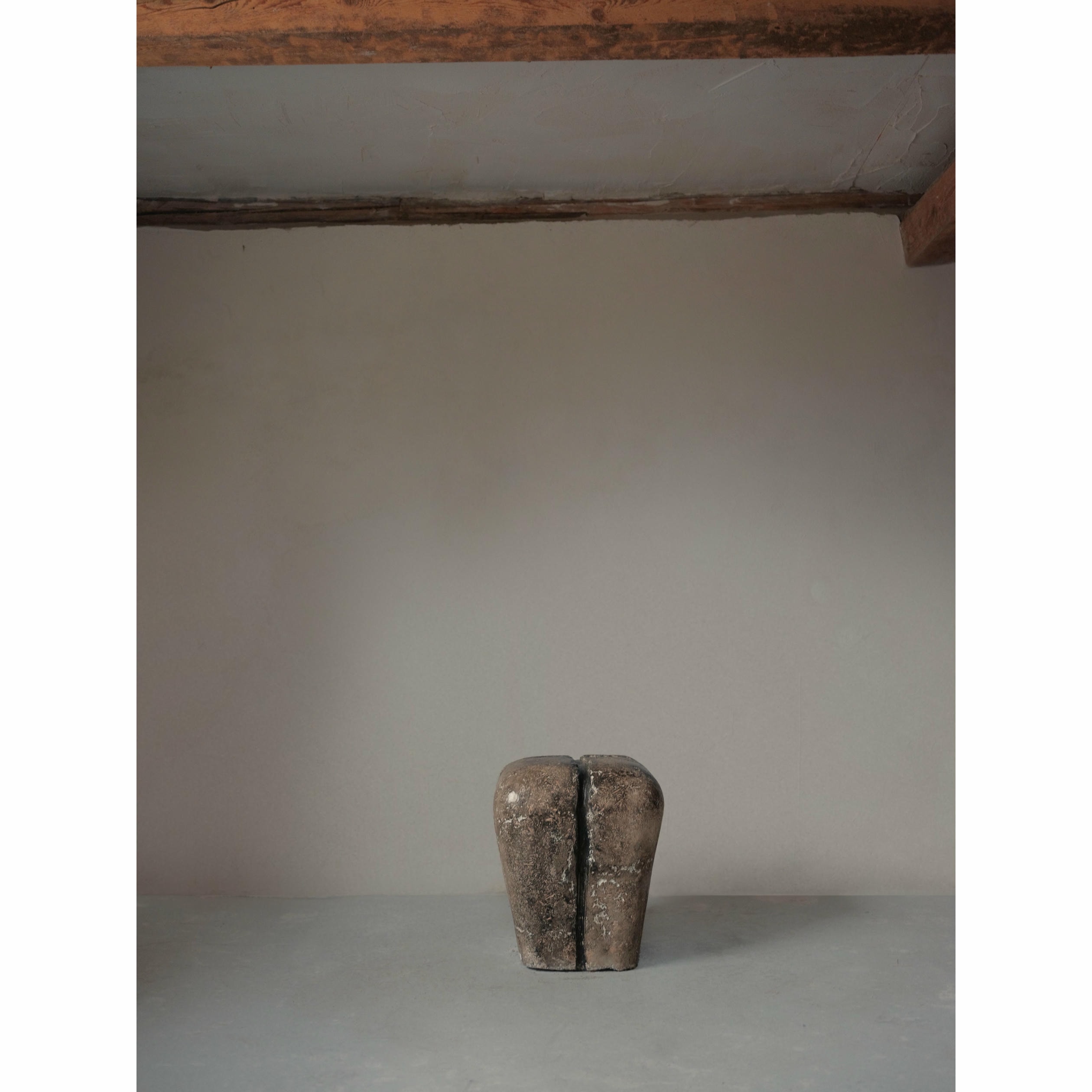 Ritual, Unique Side Table in Hemp Crete by Lucas Tyra Morten 18