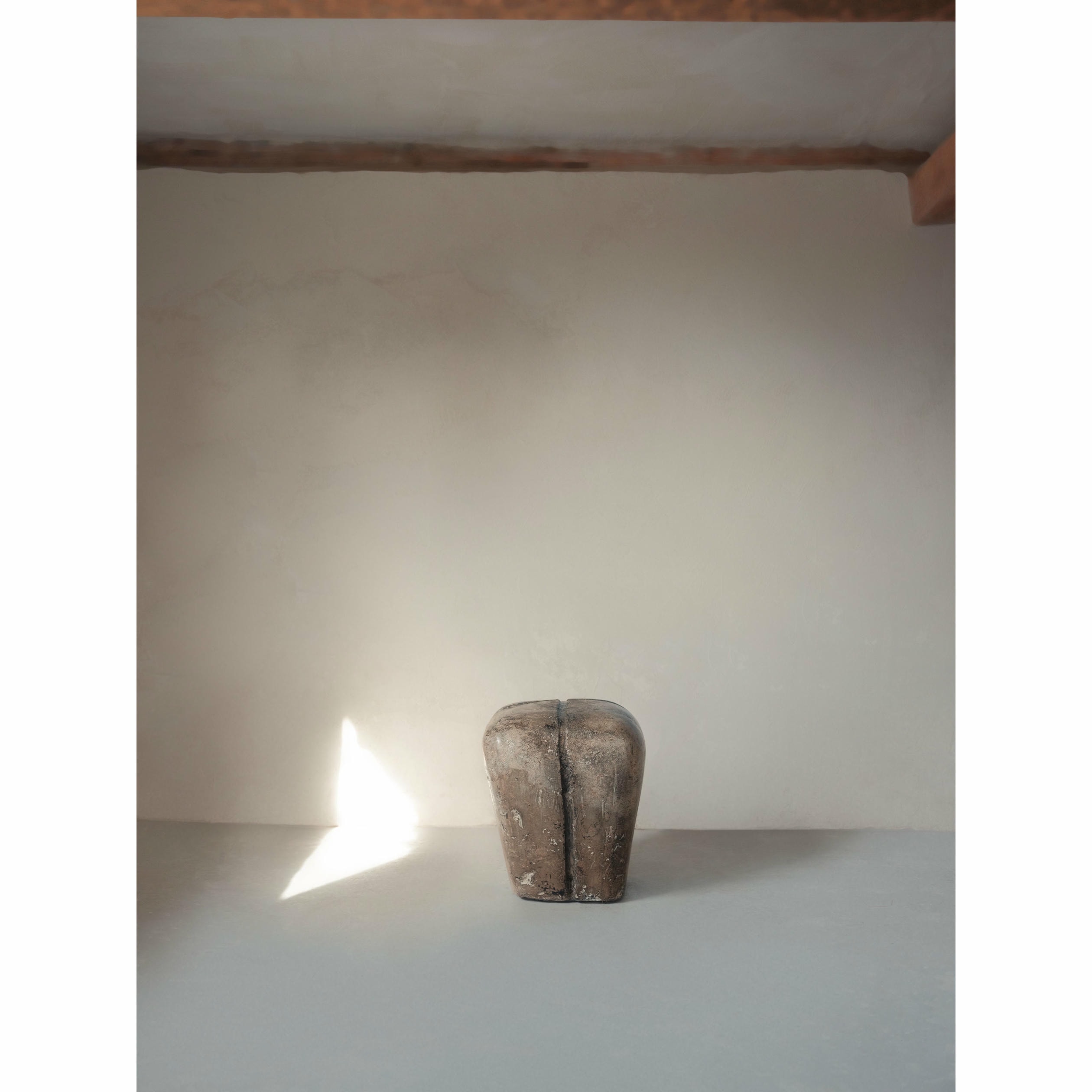 Ritual, Unique Side Table in Hemp Crete by Lucas Tyra Morten 19