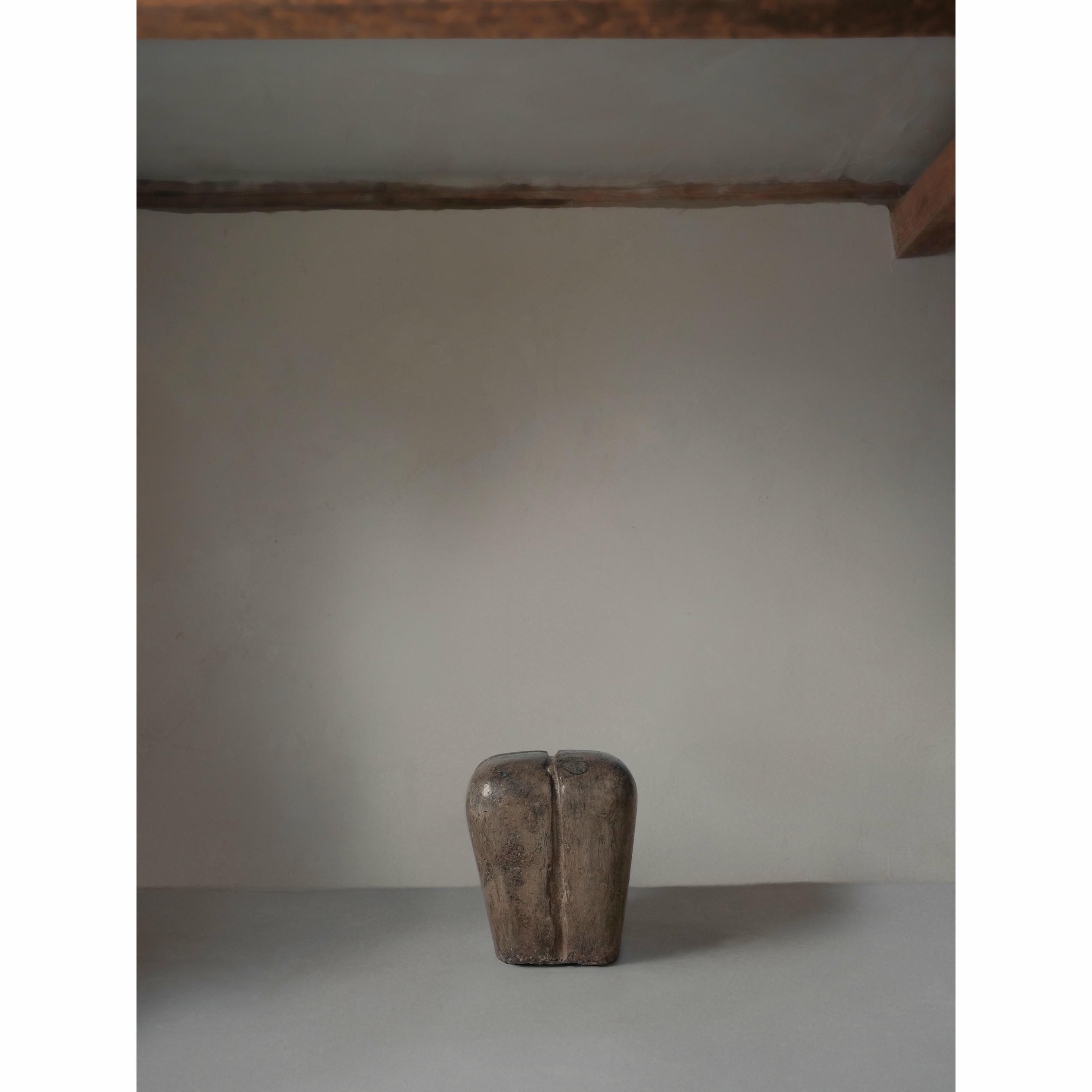 Ritual, Unique Side Table in Hemp Crete by Lucas Tyra Morten 4
