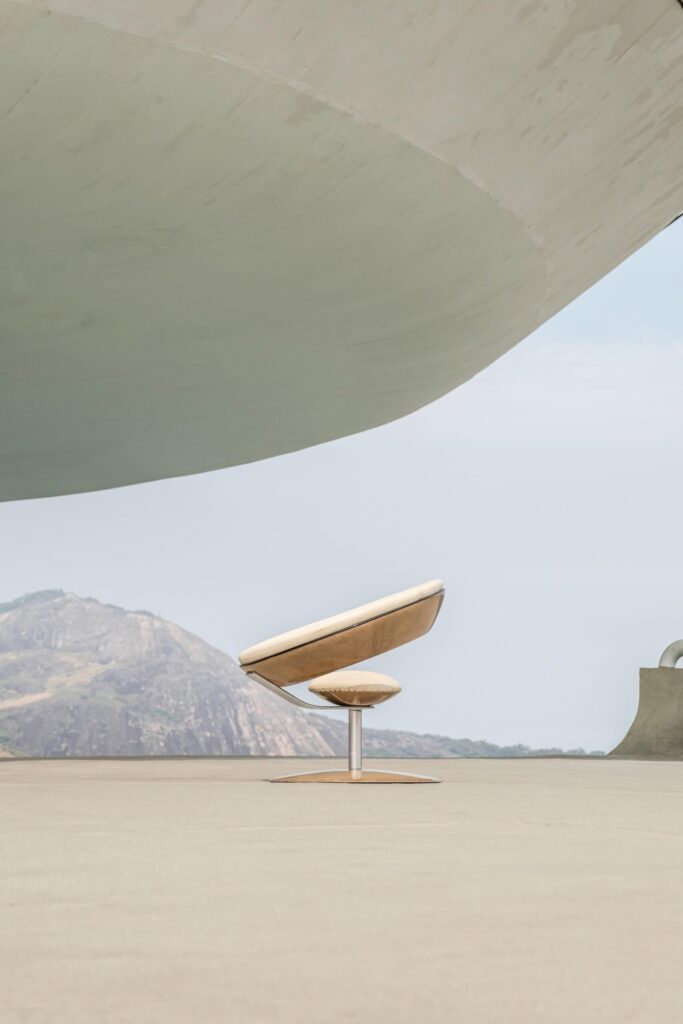 ricardo fasanello vintage sand lounge chair philia 01