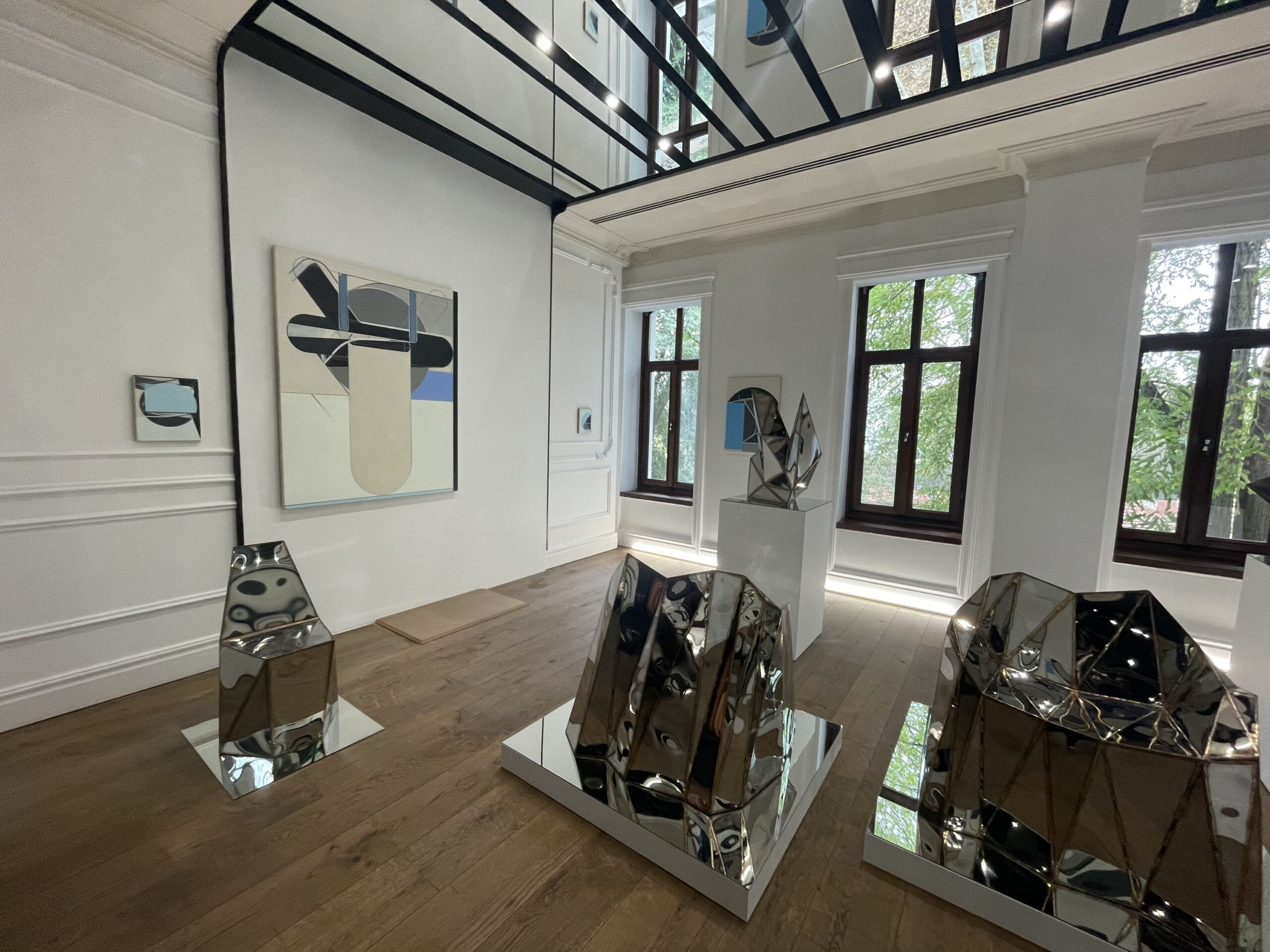 Fernando Chair Closed Sides in Mirror Polished Stainless Steel by Julian Mayor 14