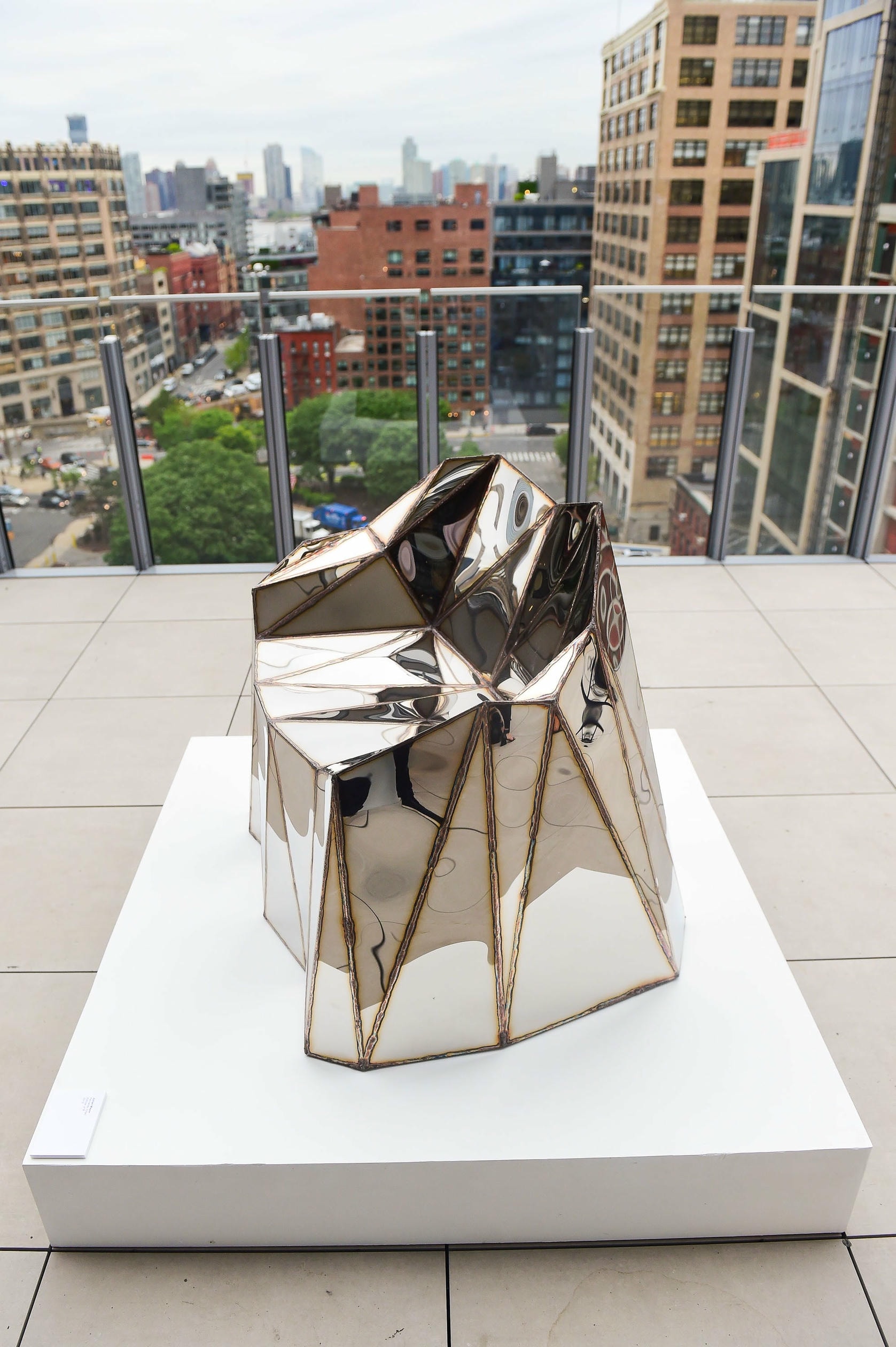 Fernando Chair Closed Sides in Mirror Polished Stainless Steel by Julian Mayor 4