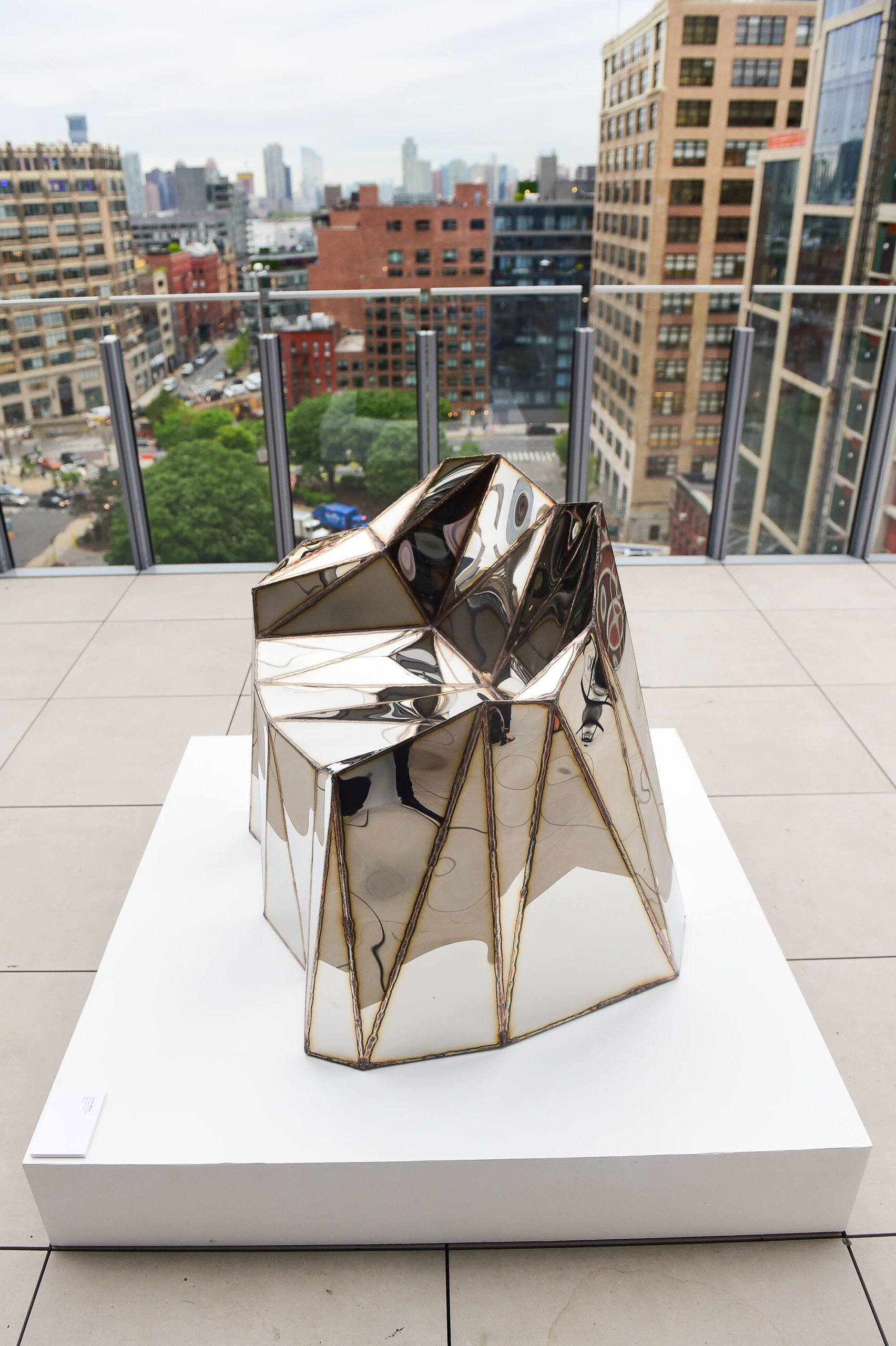 Fernando Chair Closed Sides in Mirror Polished Stainless Steel by Julian Mayor 4