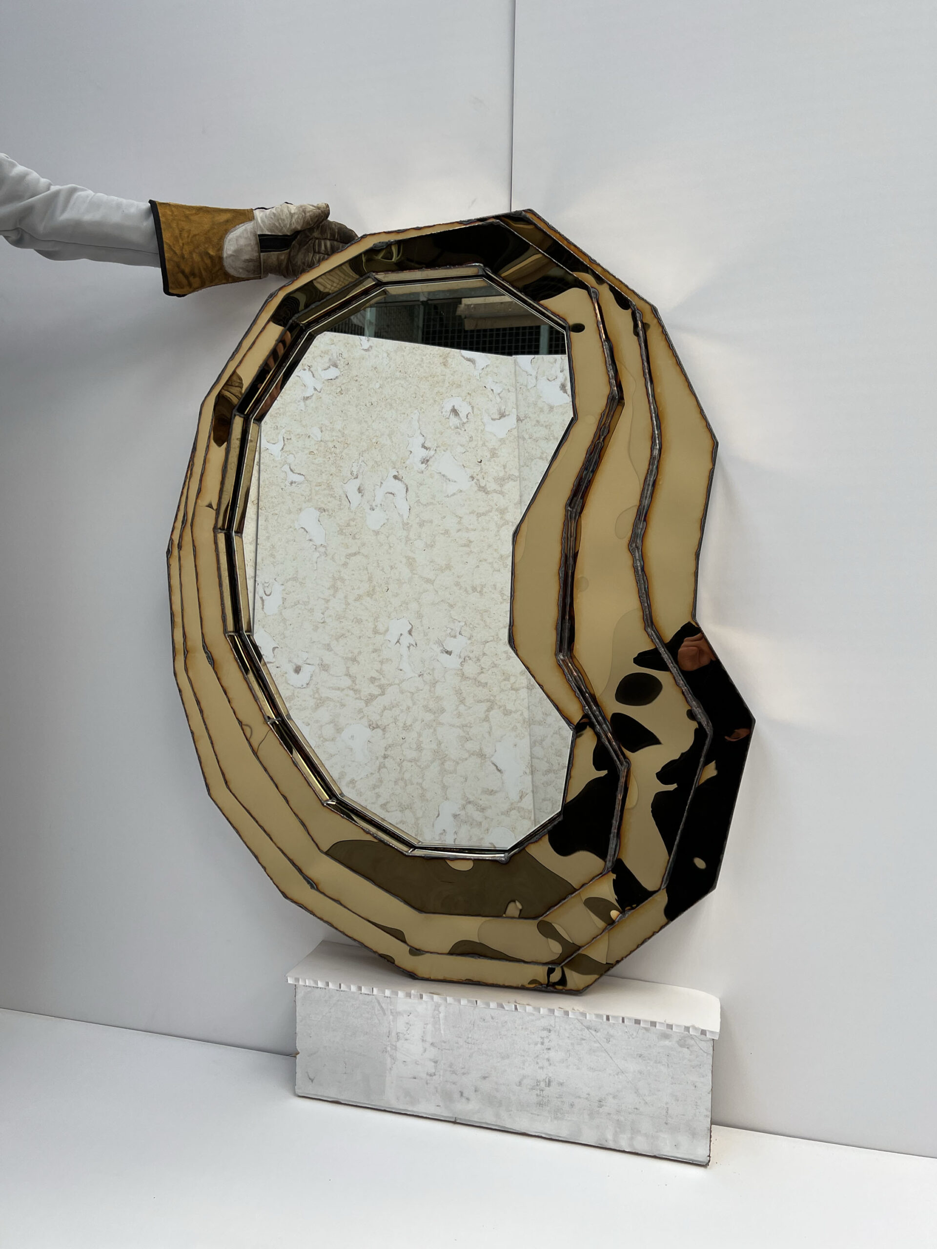 Steppe Mirror in Welded Mirror Polished Stainless Steel by Julian Mayor 3