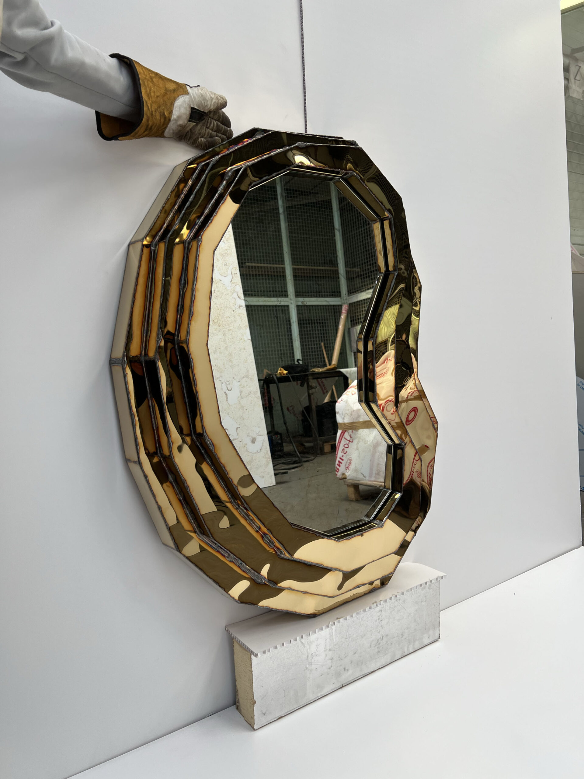 Steppe Mirror in Welded Mirror Polished Stainless Steel by Julian Mayor 6